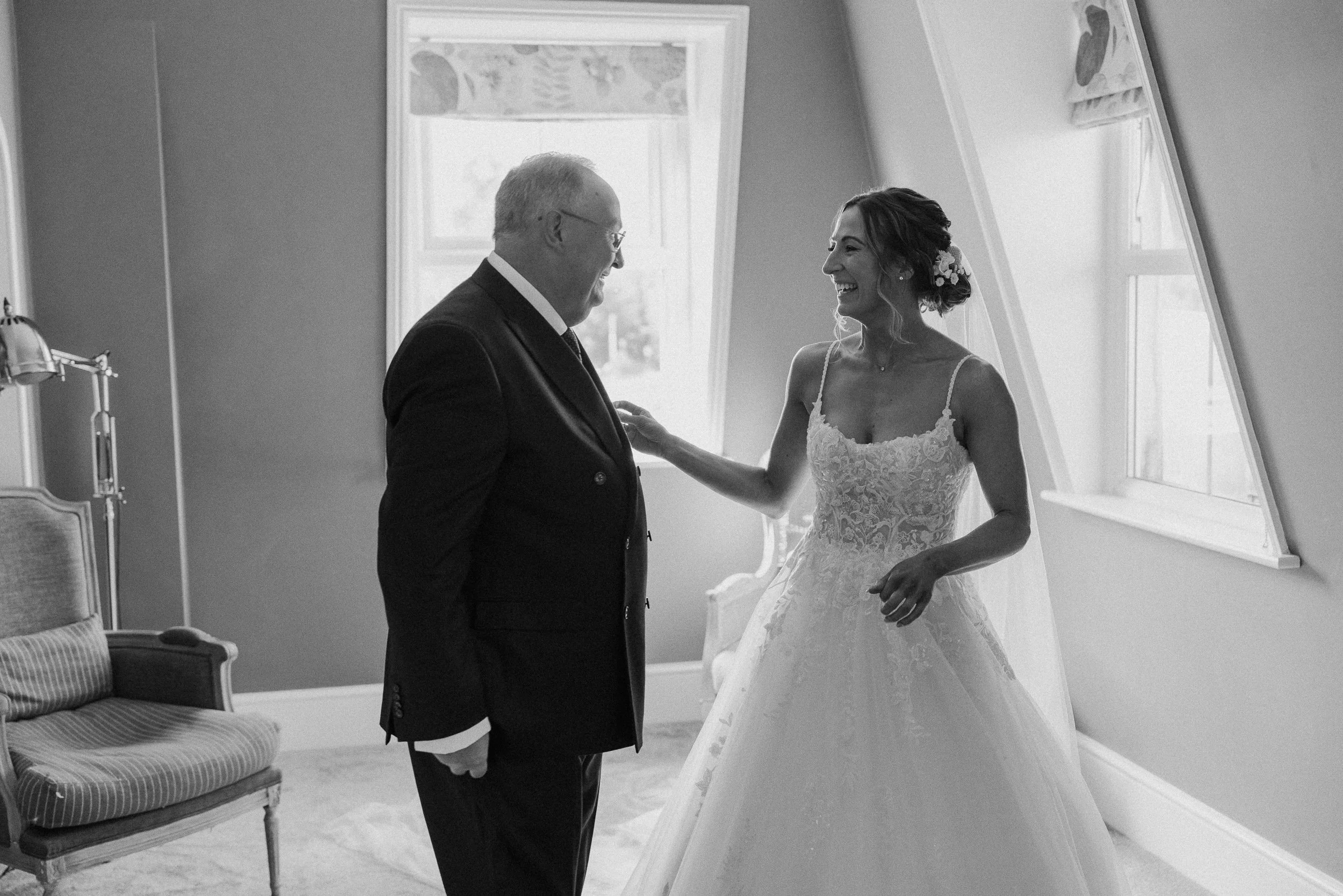 41 hampshire-documentary-wedding-photographer-falconhurst-kent-.jpg