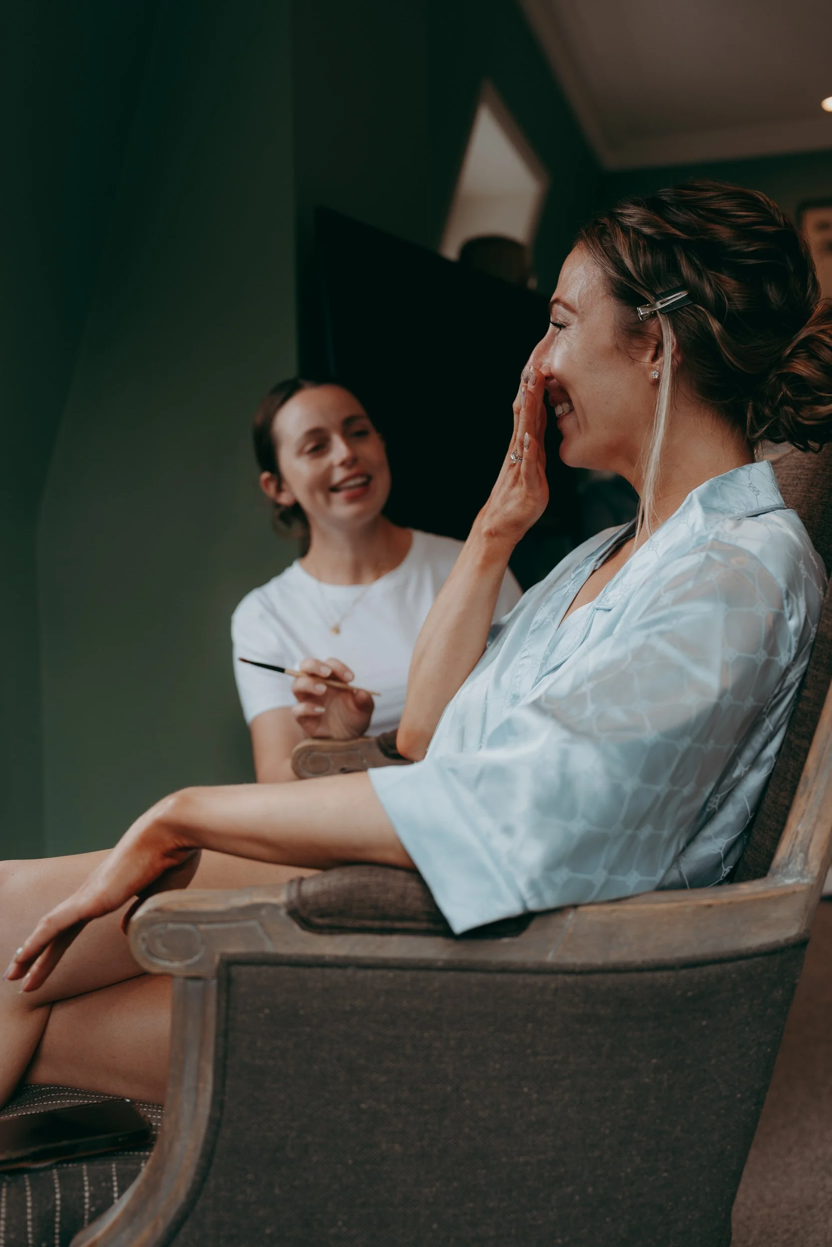 15 hampshire-documentary-wedding-photographer-falconhurst-kent-.jpg