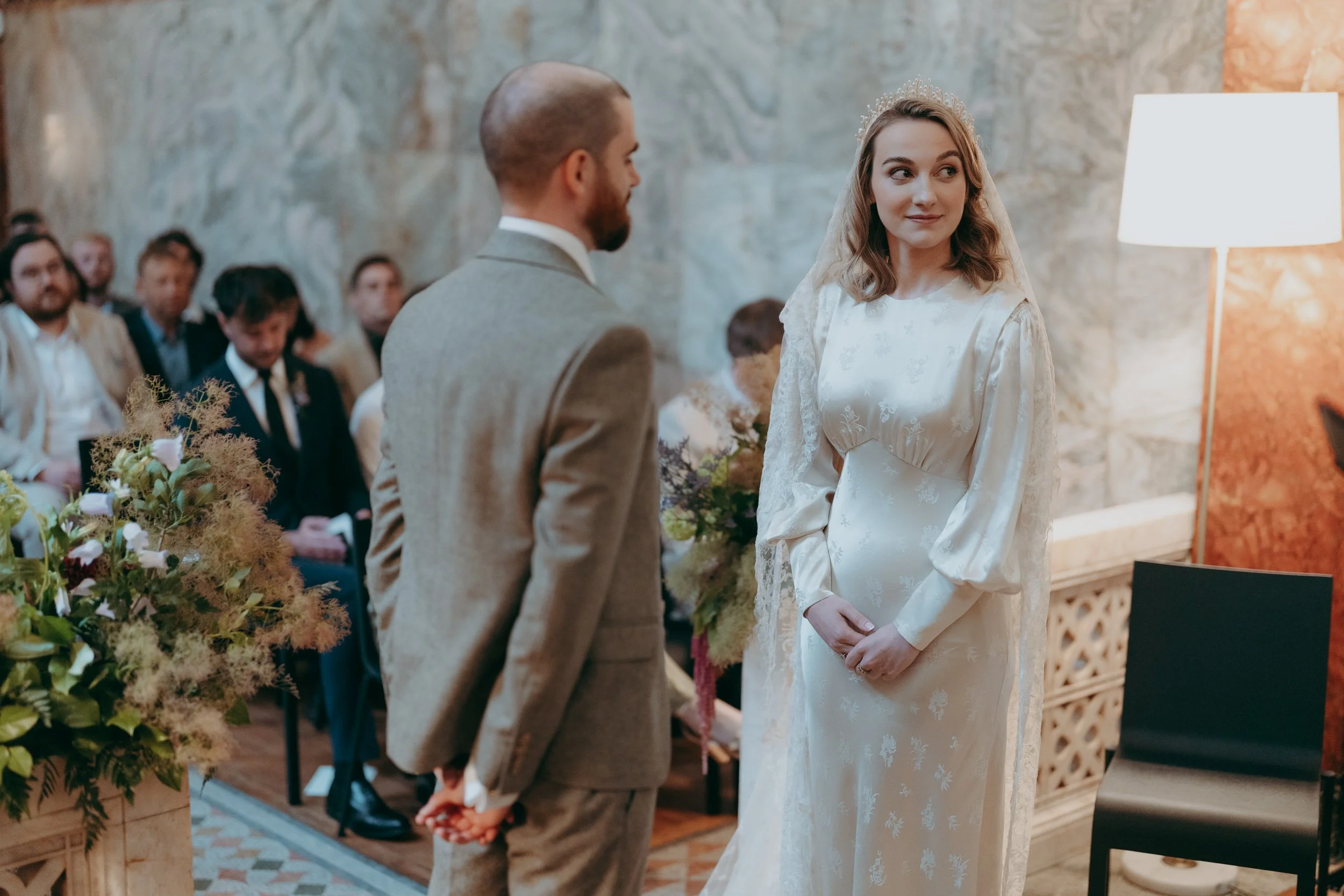 42  london-documentary-wedding-photographer-fitzrovia-chapel-the-globe-swan-south-bank-.jpg
