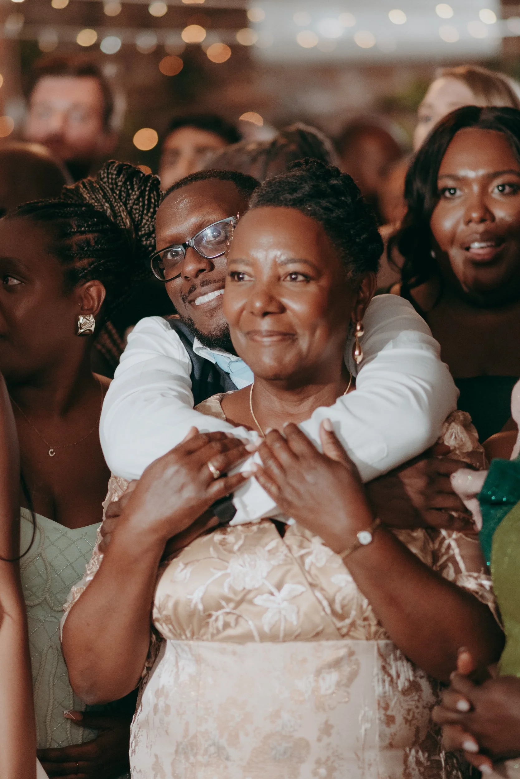 115 hampshire-documentary-wedding-photographer-northbrook-park-farnham-.jpg