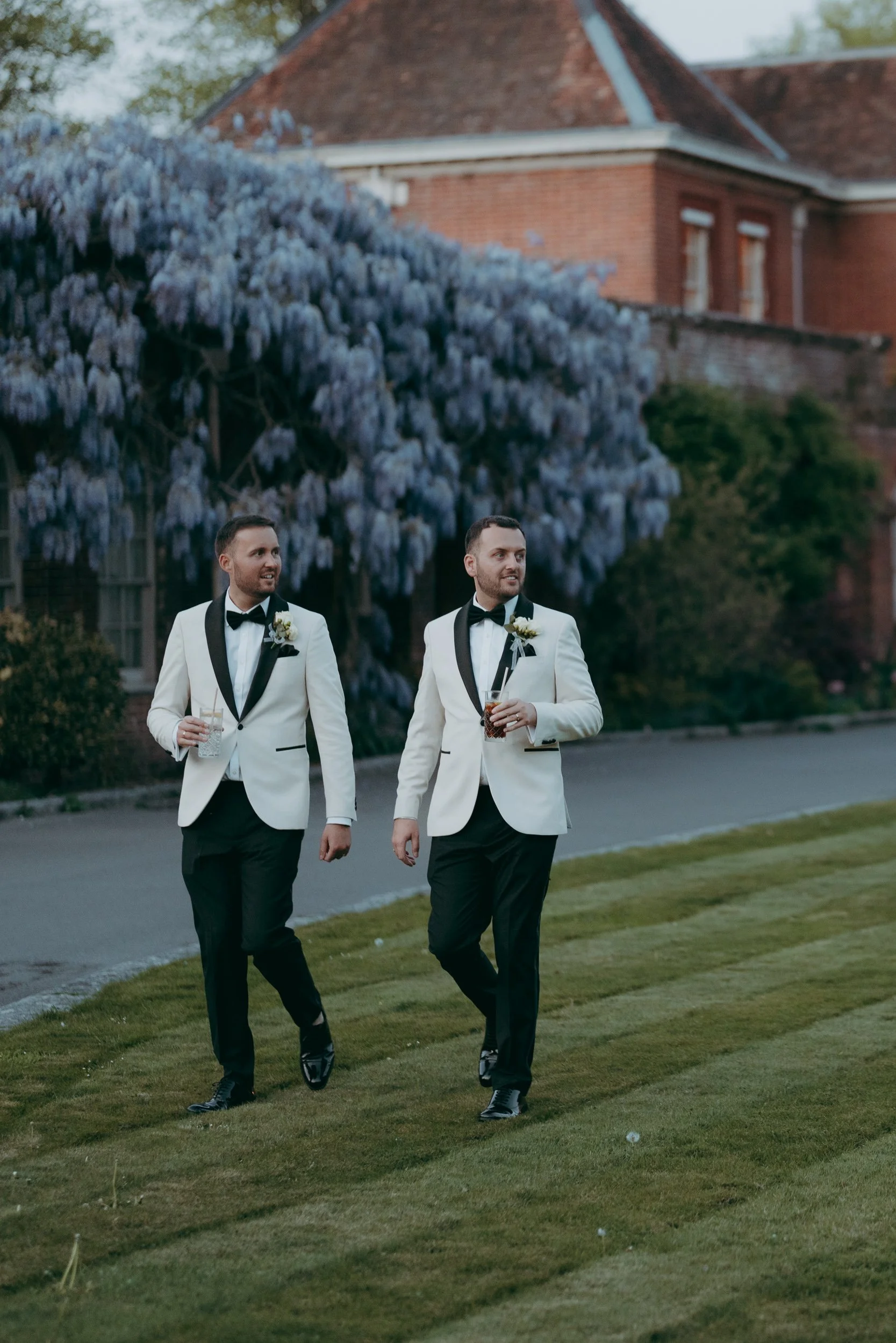 143 hampshire-documentary-wedding-photographer-lainston-house-winchester-.jpg