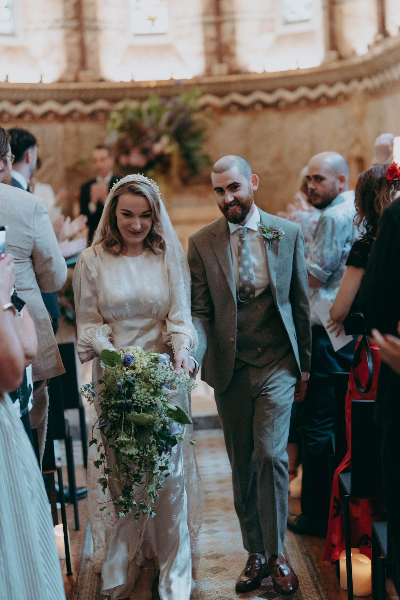 58  london-documentary-wedding-photographer-fitzrovia-chapel-the-globe-swan-south-bank-.jpg