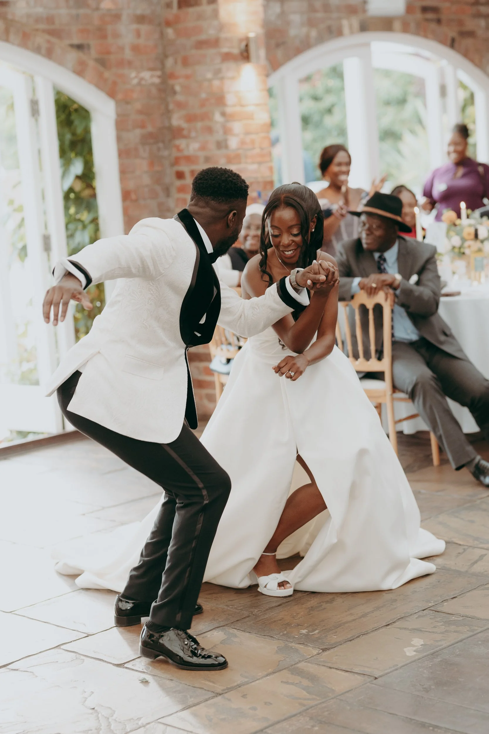 86 hampshire-documentary-wedding-photographer-northbrook-park-farnham-.jpg