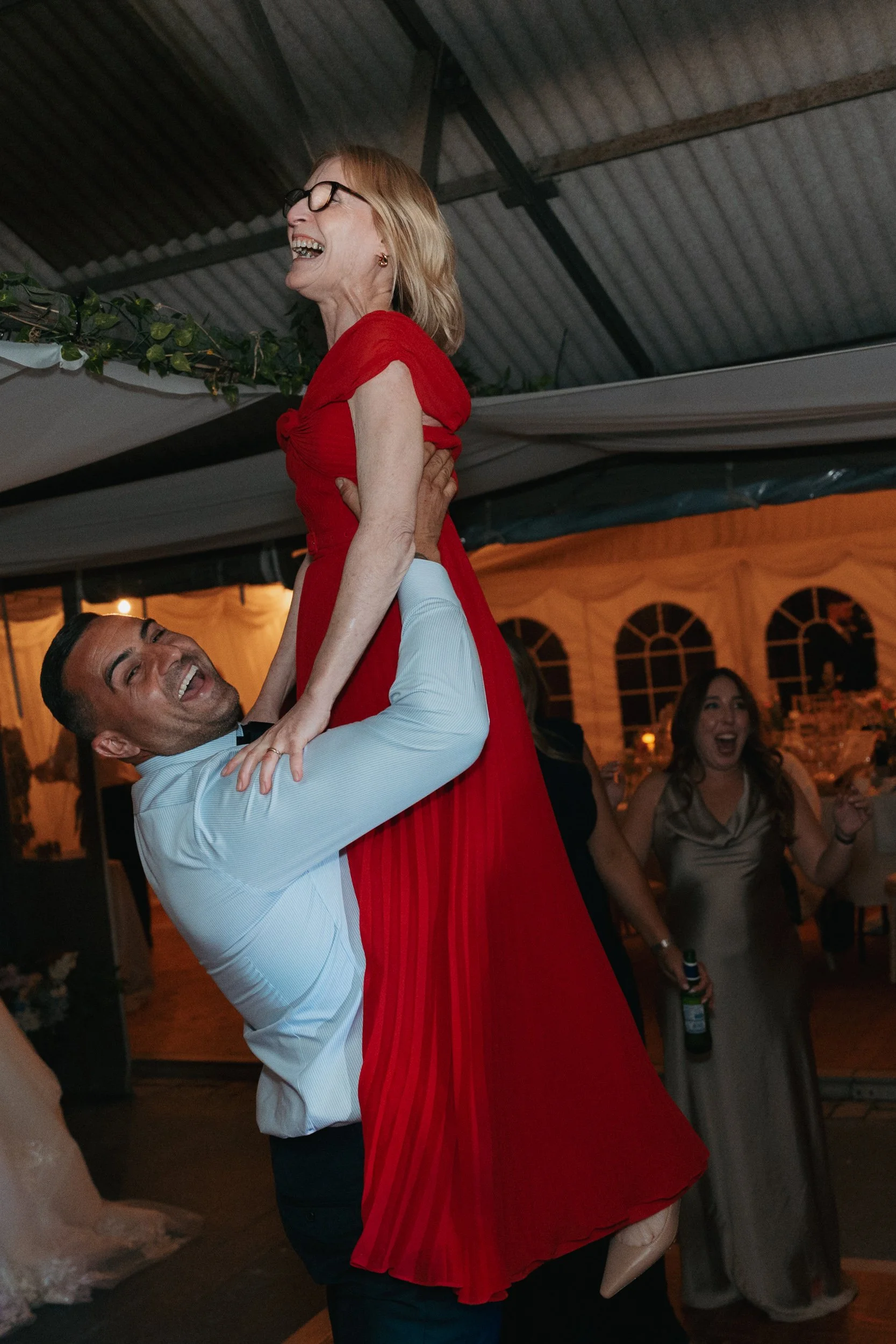 163 hampshire-documentary-wedding-photographer-falconhurst-kent-.jpg