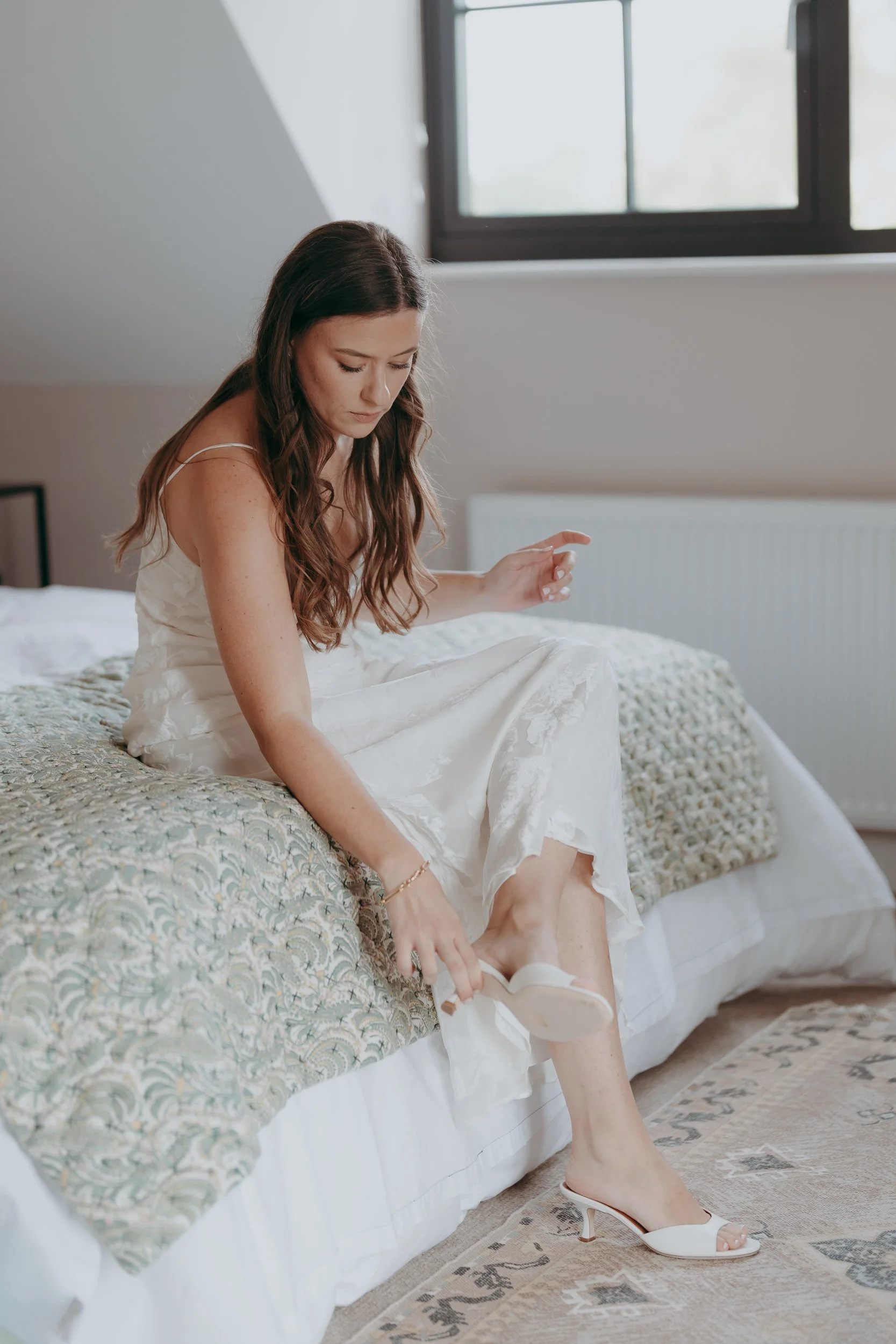 32 cambridgeshire-documentary-wedding-photographer-mill-farm-sandy-.jpg