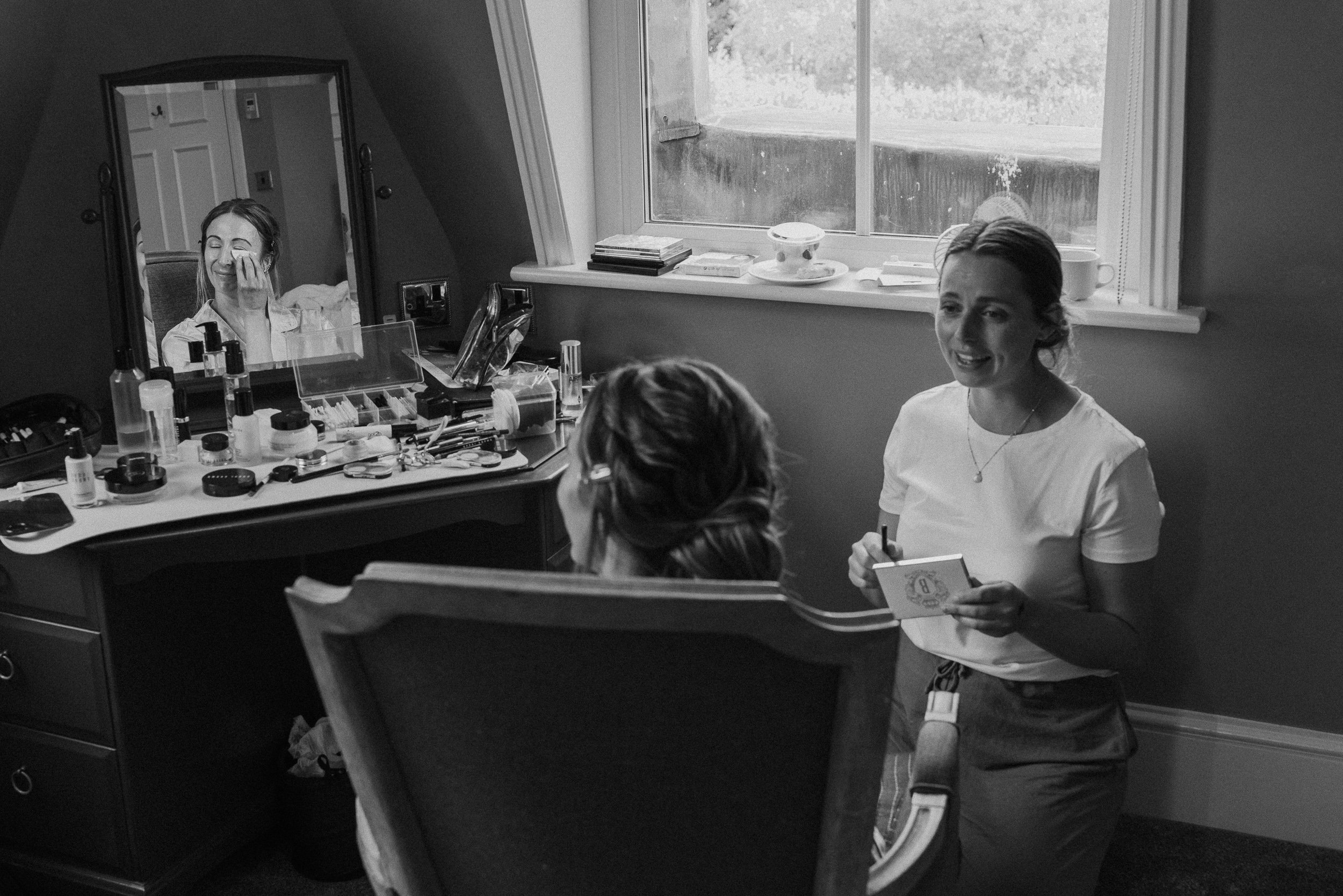 11 hampshire-documentary-wedding-photographer-falconhurst-kent-.jpg