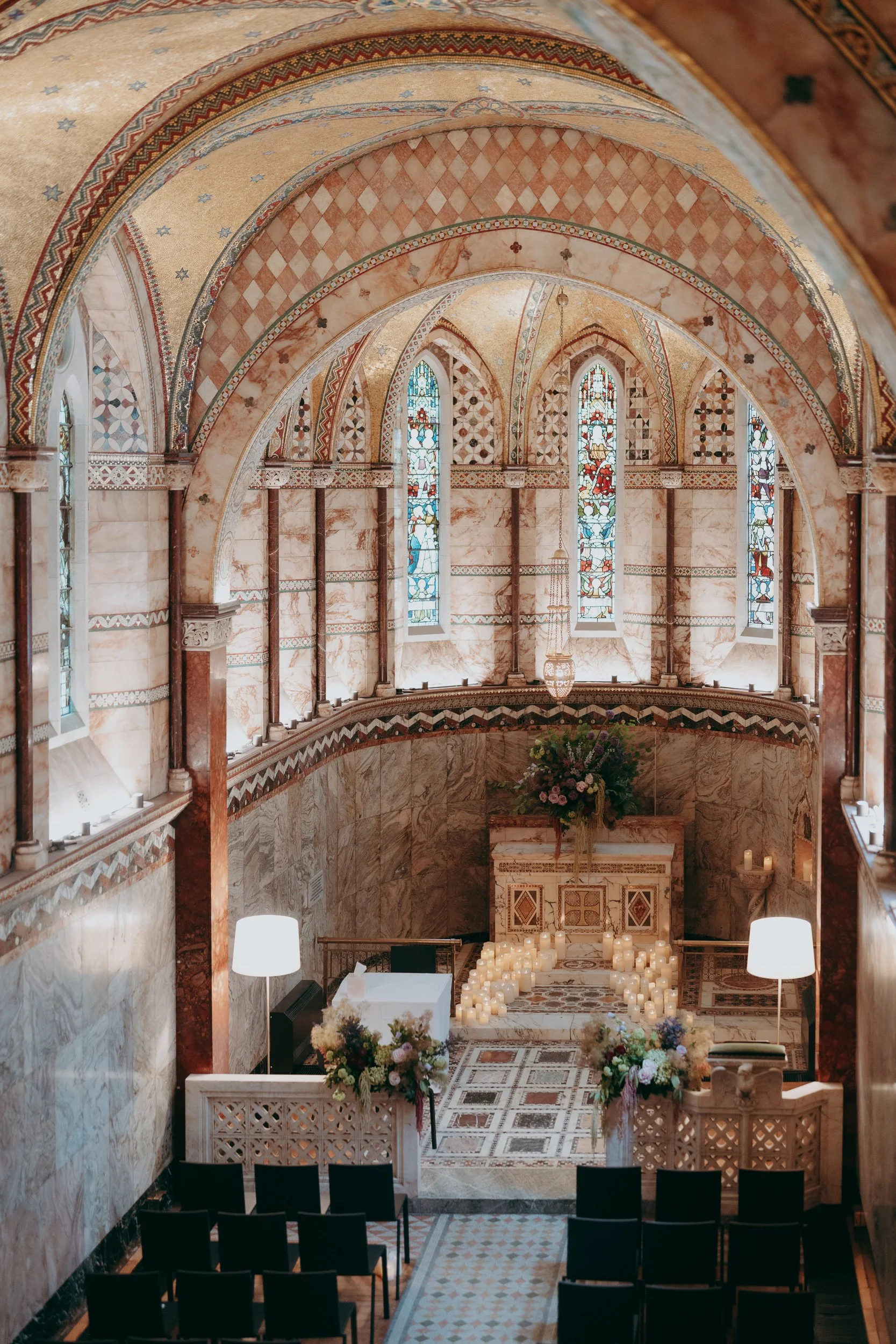 22  london-documentary-wedding-photographer-fitzrovia-chapel-the-globe-swan-south-bank-.jpg