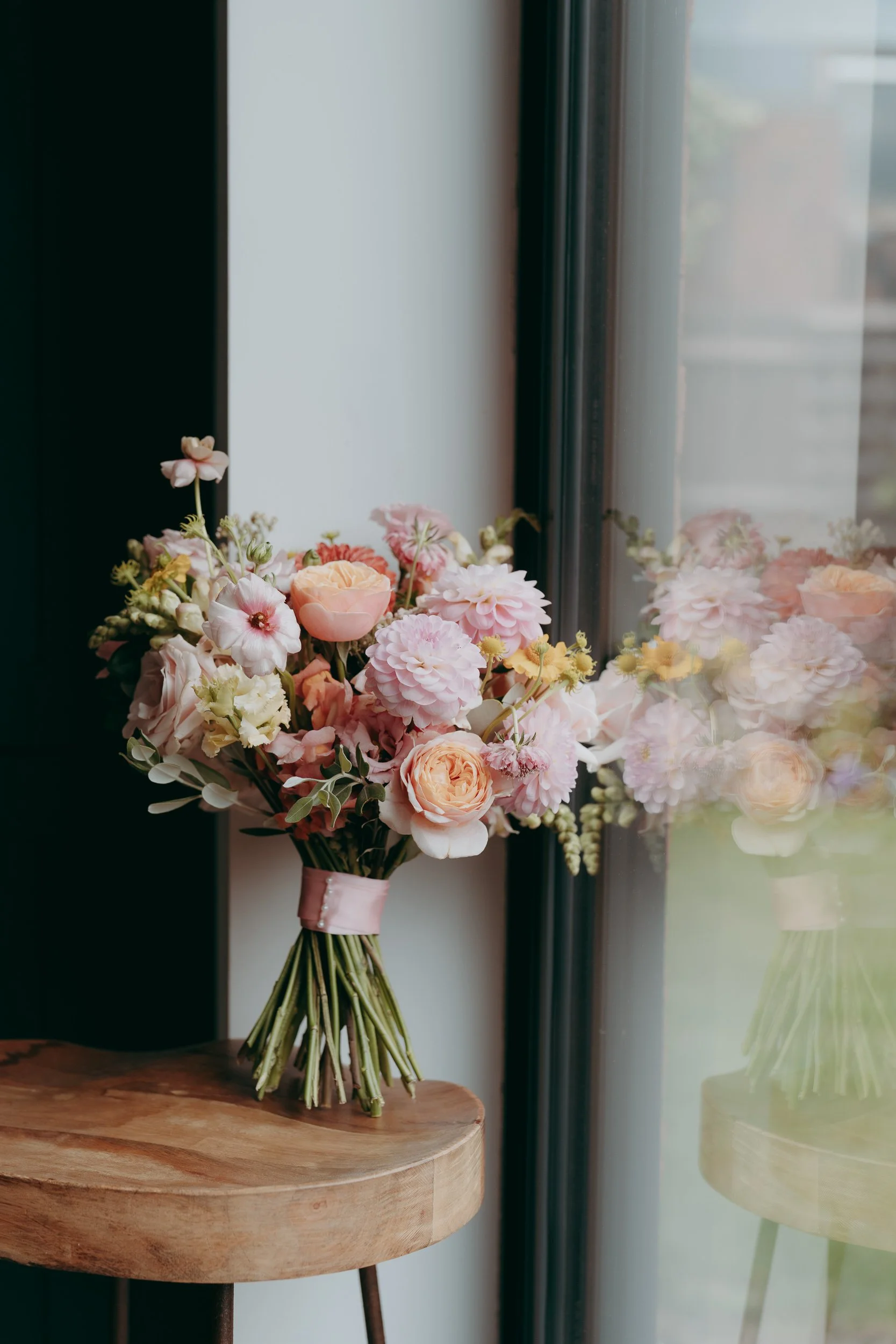 15 cambridgeshire-documentary-wedding-photographer-mill-farm-sandy-.jpg