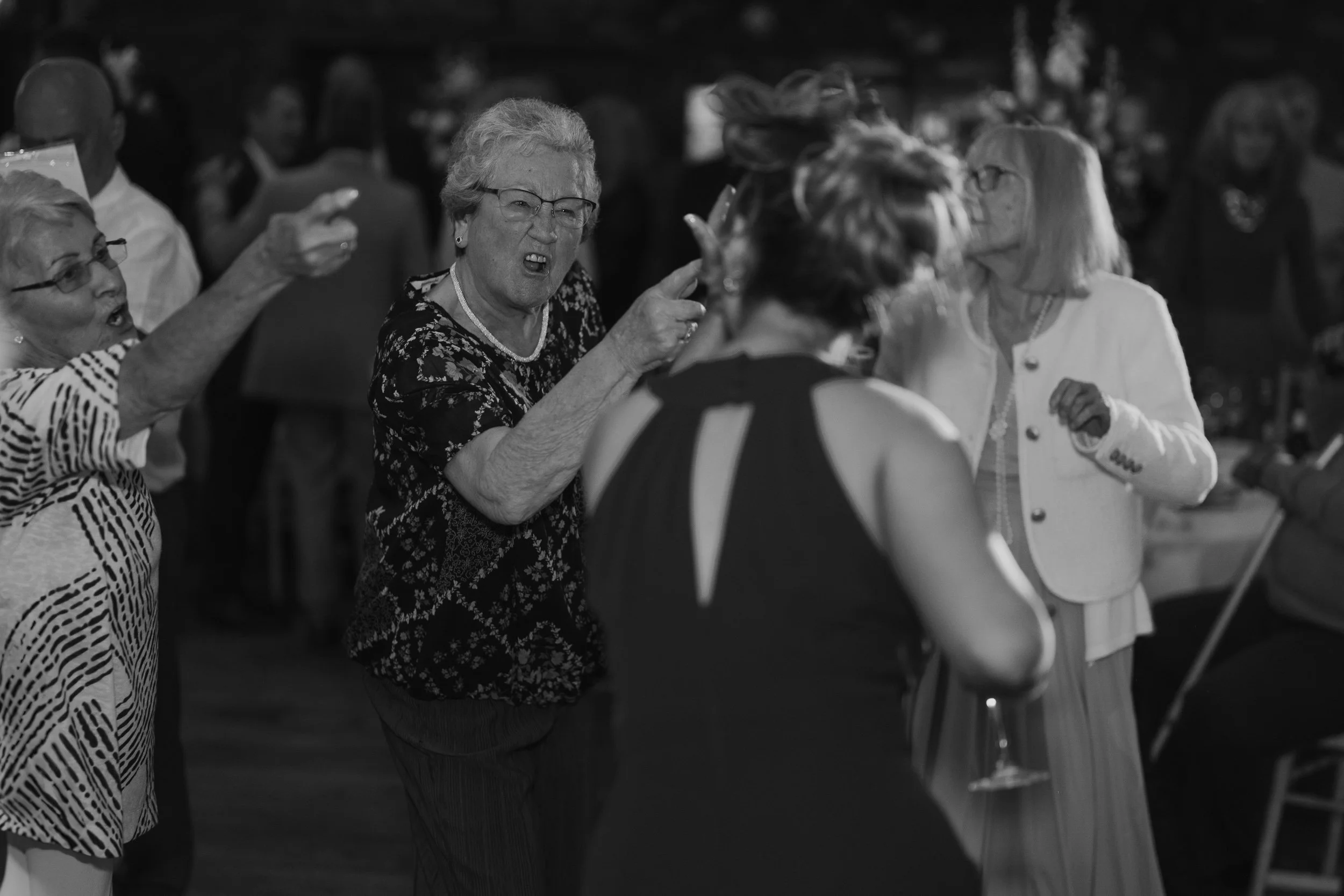 148 hampshire-documentary-wedding-photographer-lainston-house-winchester-.jpg