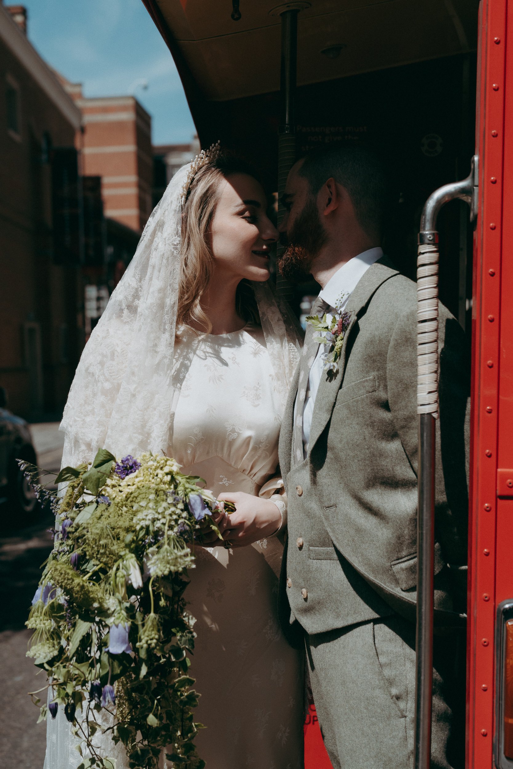 83  london-documentary-wedding-photographer-fitzrovia-chapel-the-globe-swan-south-bank-.jpg