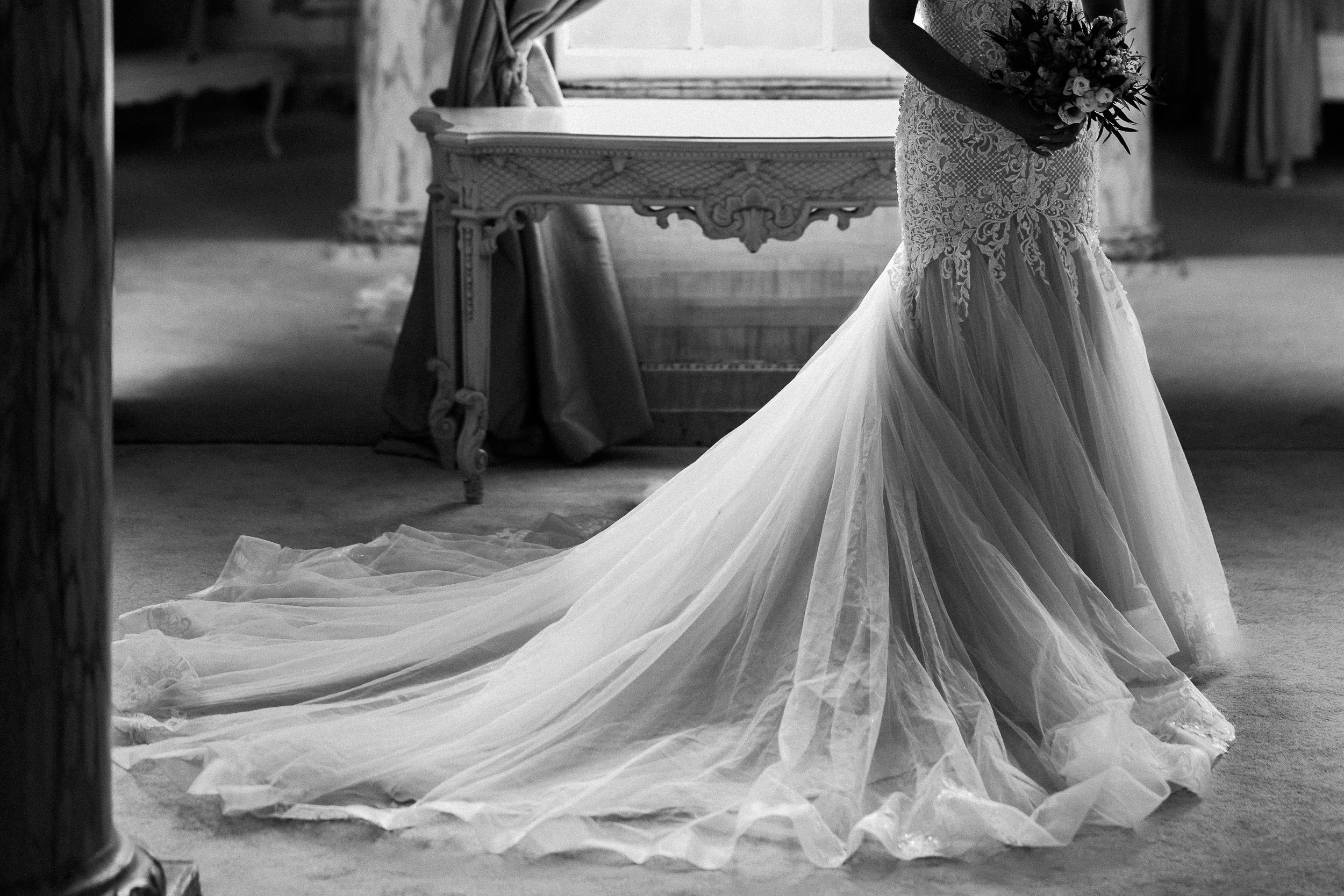 19 essex-documentary-wedding-photographer-gosfield-hall- essex-.jpg