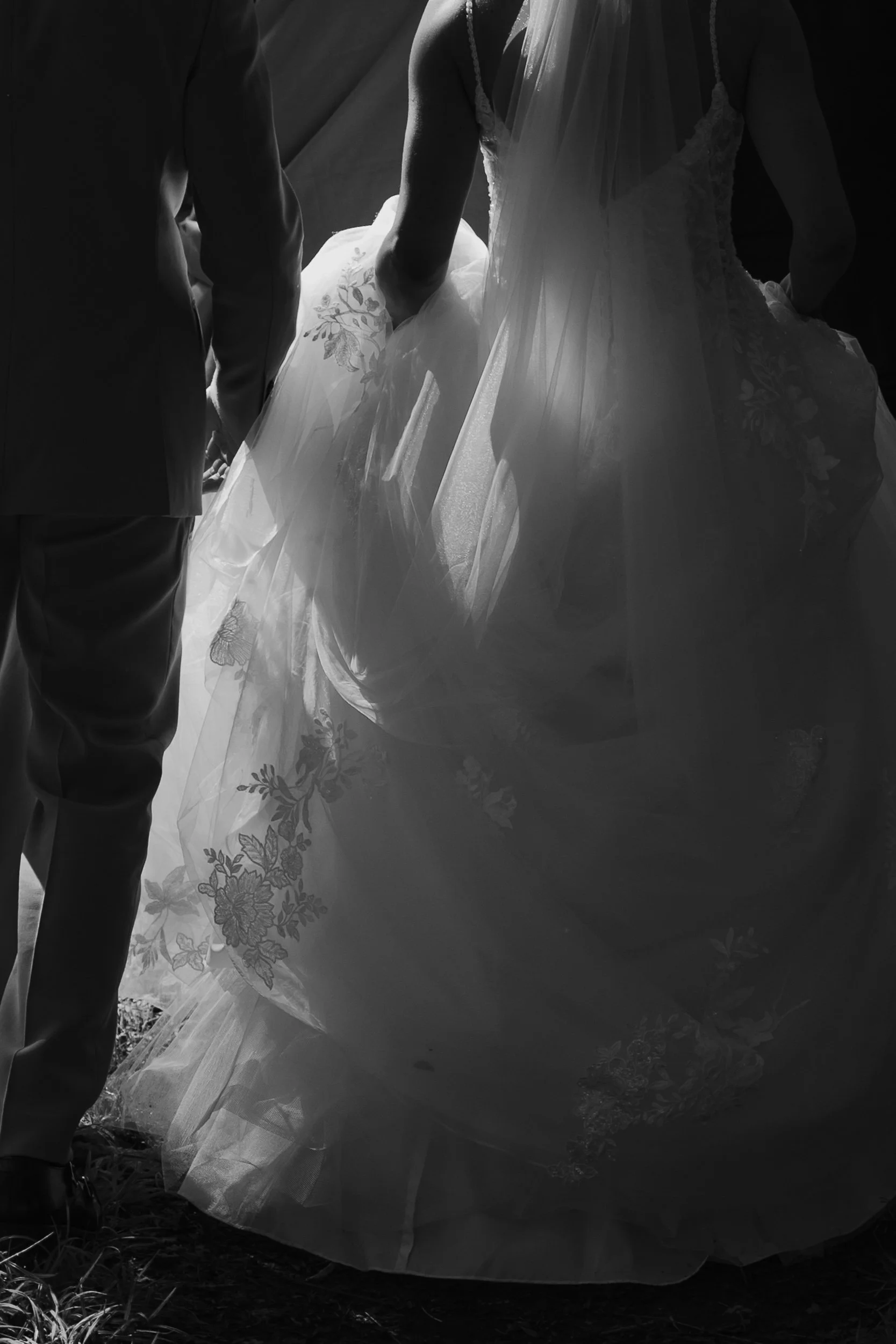 98 hampshire-documentary-wedding-photographer-falconhurst-kent-.jpg