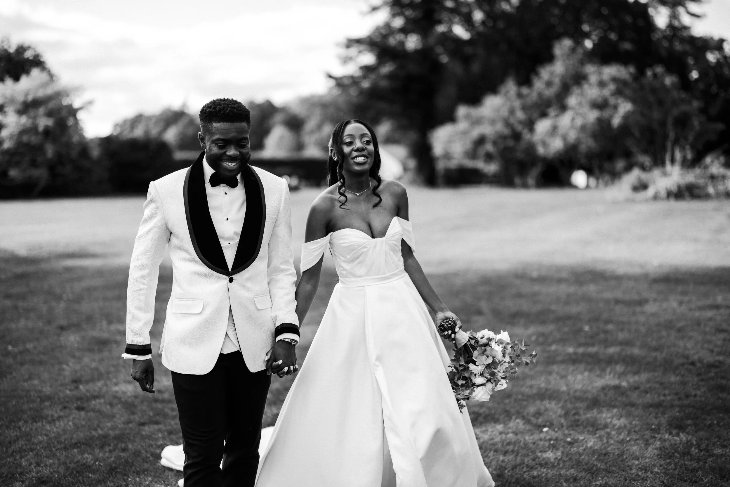 61 hampshire-documentary-wedding-photographer-northbrook-park-farnham-.jpg