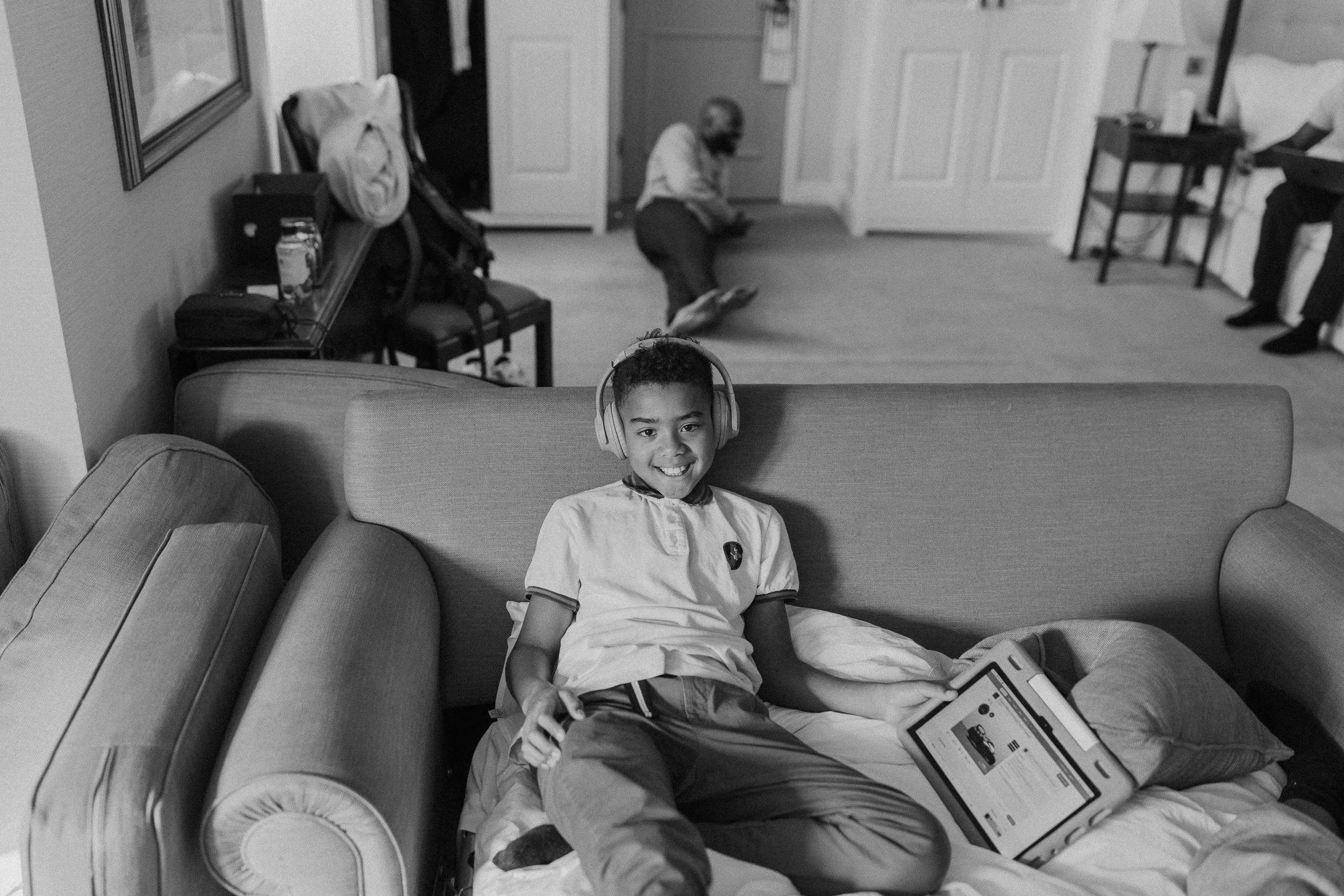 12 surrey-documentary-wedding-photographer-ashdown-park-east-grinstead-.jpg