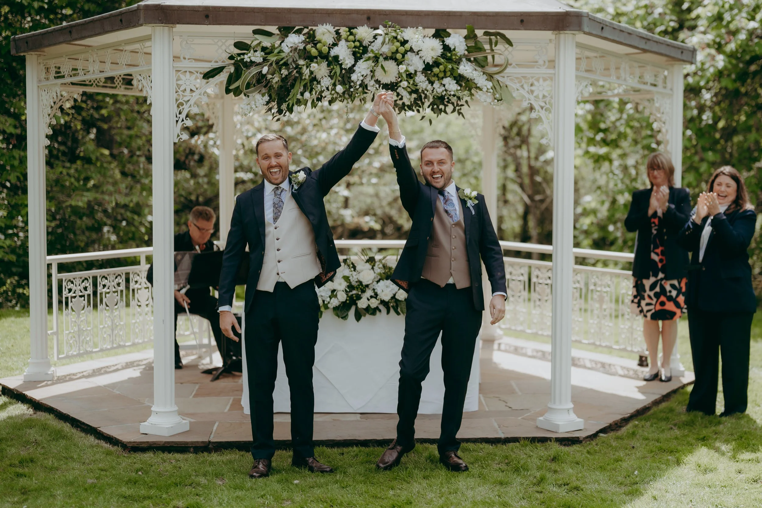 54 hampshire-documentary-wedding-photographer-lainston-house-winchester-.jpg