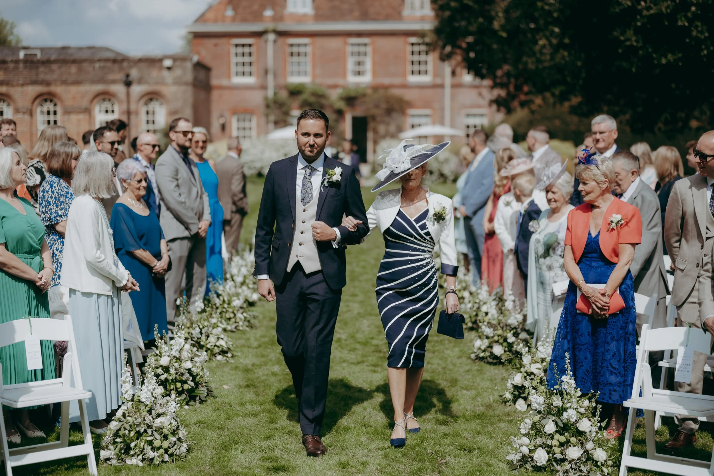 35 hampshire-documentary-wedding-photographer-lainston-house-winchester-.jpg