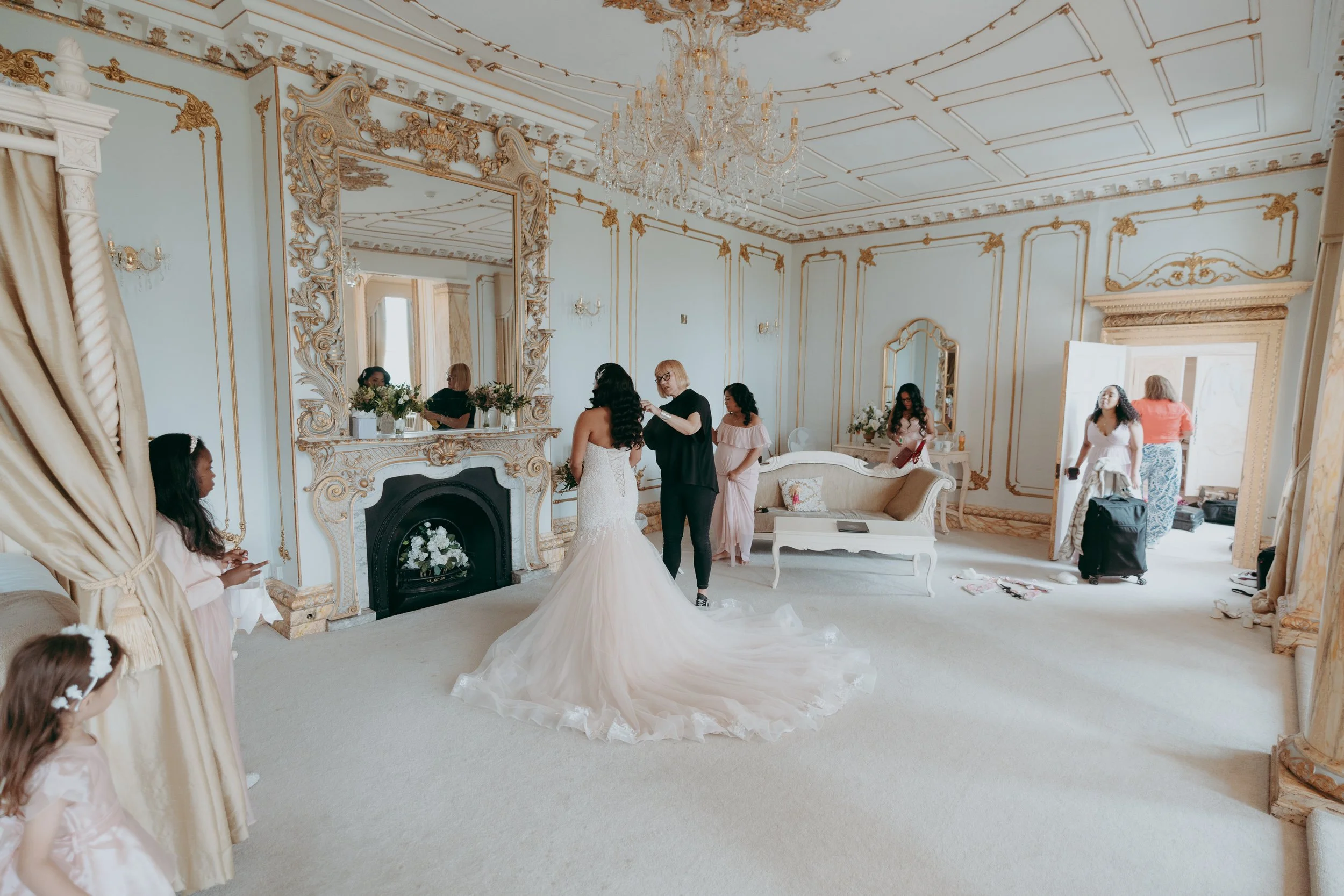 14 essex-documentary-wedding-photographer-gosfield-hall- essex-.jpg