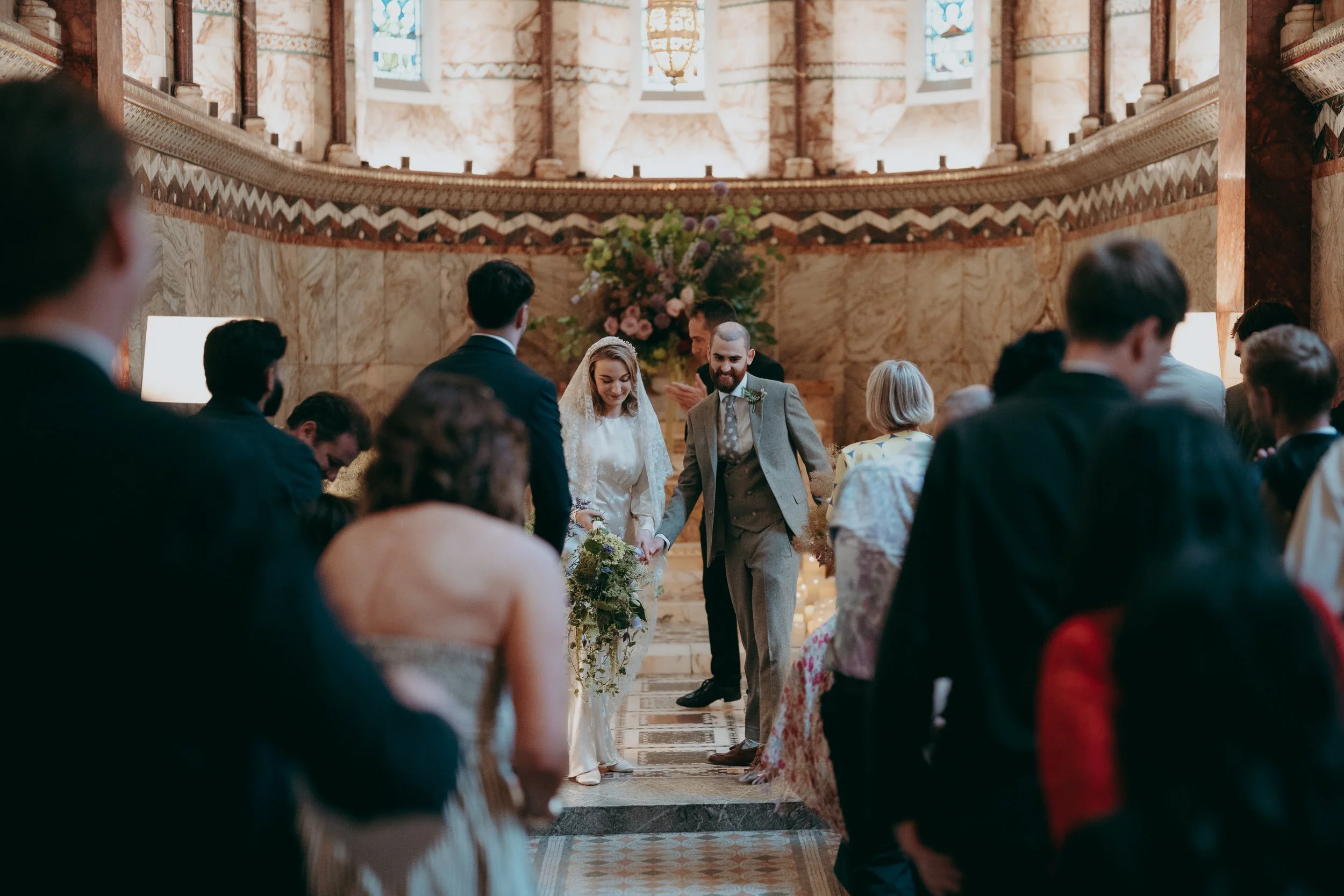 57  london-documentary-wedding-photographer-fitzrovia-chapel-the-globe-swan-south-bank-.jpg