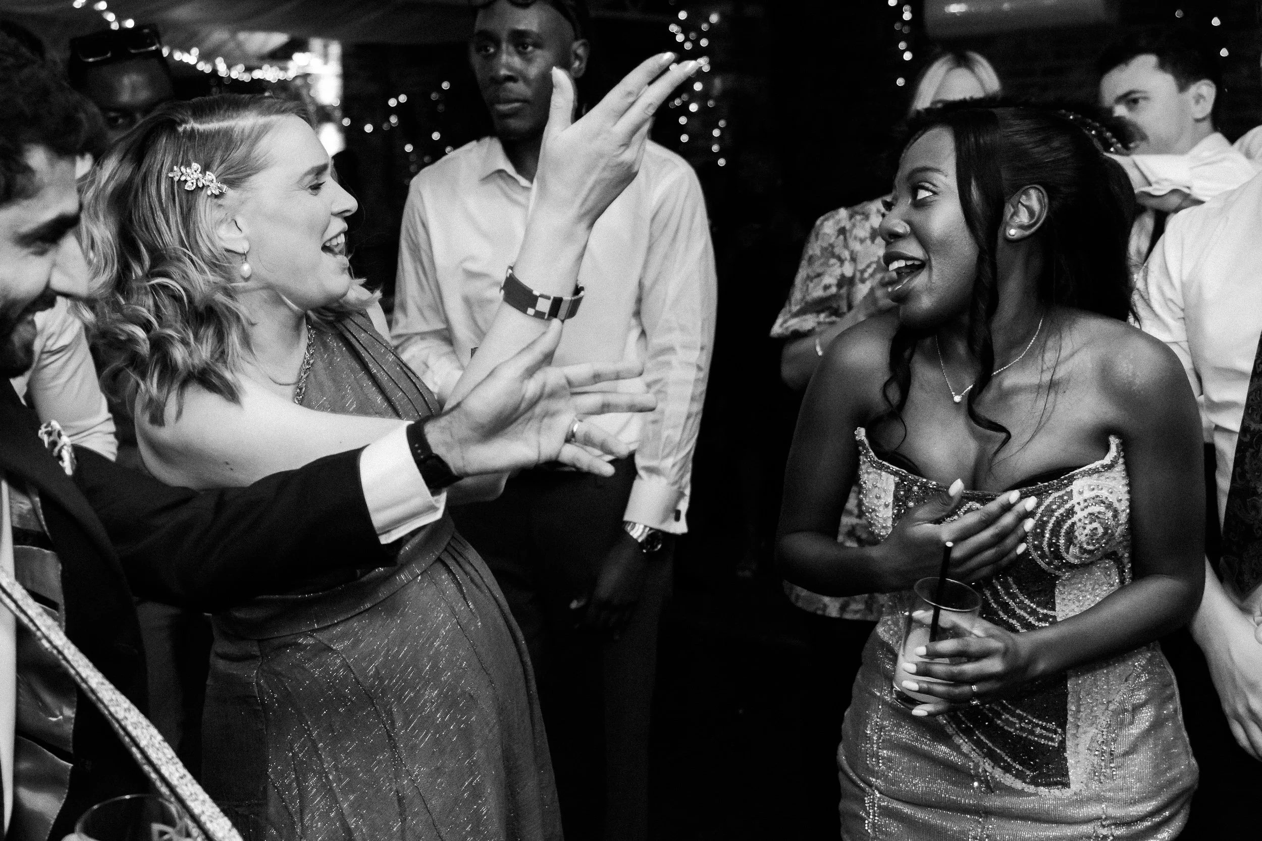 137 hampshire-documentary-wedding-photographer-northbrook-park-farnham-.jpg