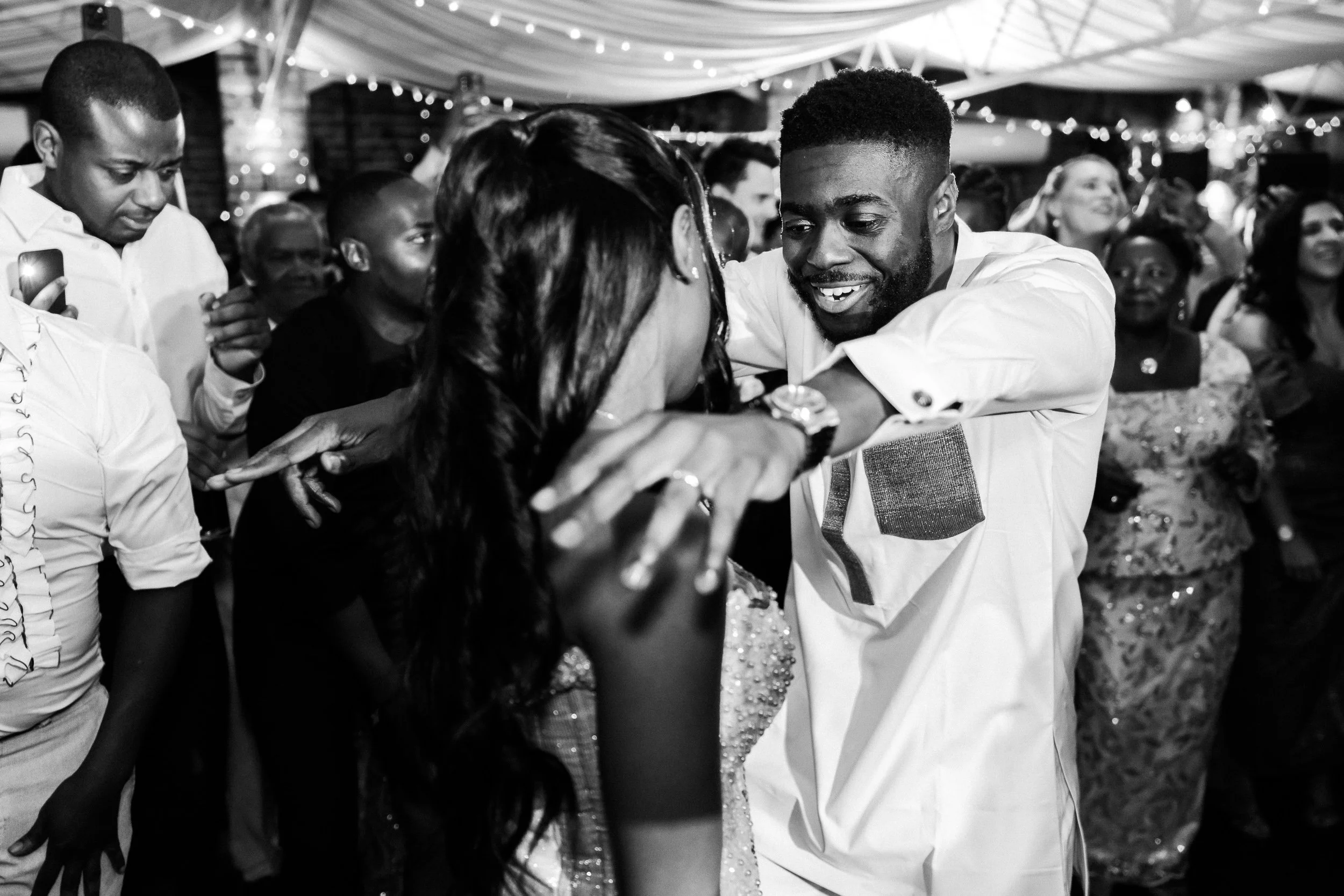 123 hampshire-documentary-wedding-photographer-northbrook-park-farnham-.jpg