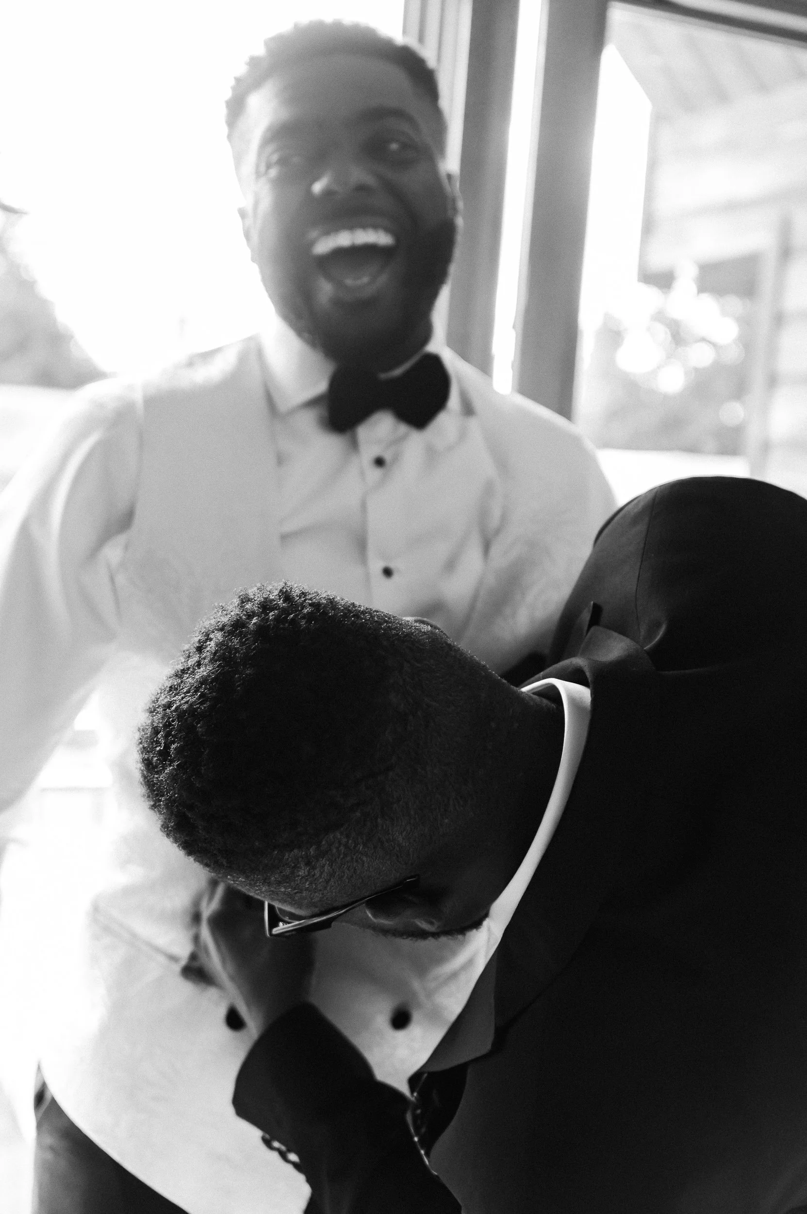 17 hampshire-documentary-wedding-photographer-northbrook-park-farnham-.jpg