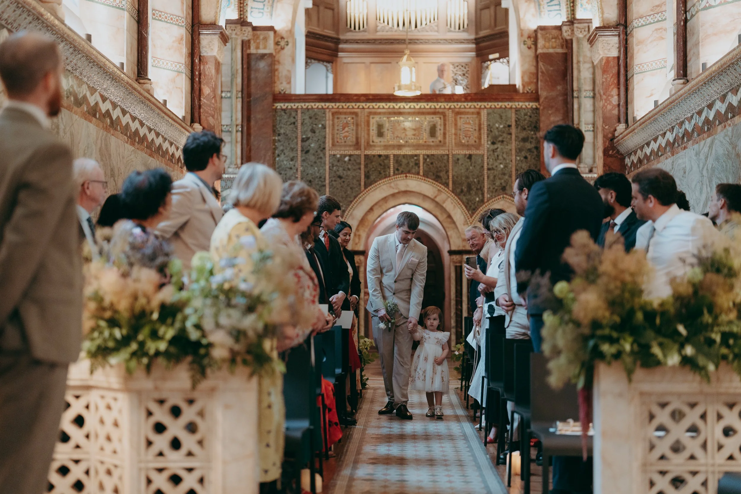 33  london-documentary-wedding-photographer-fitzrovia-chapel-the-globe-swan-south-bank-.jpg