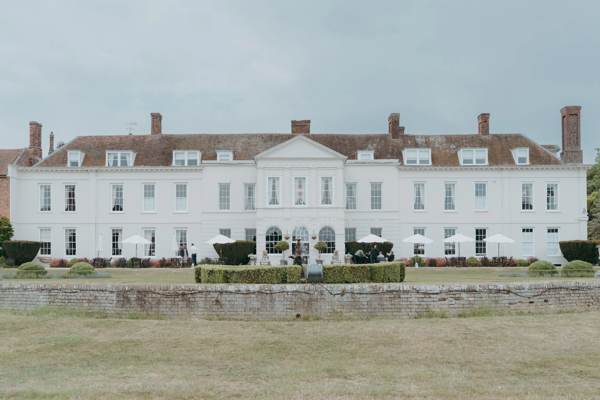 5 essex-documentary-wedding-photographer-gosfield-hall- essex-.jpg