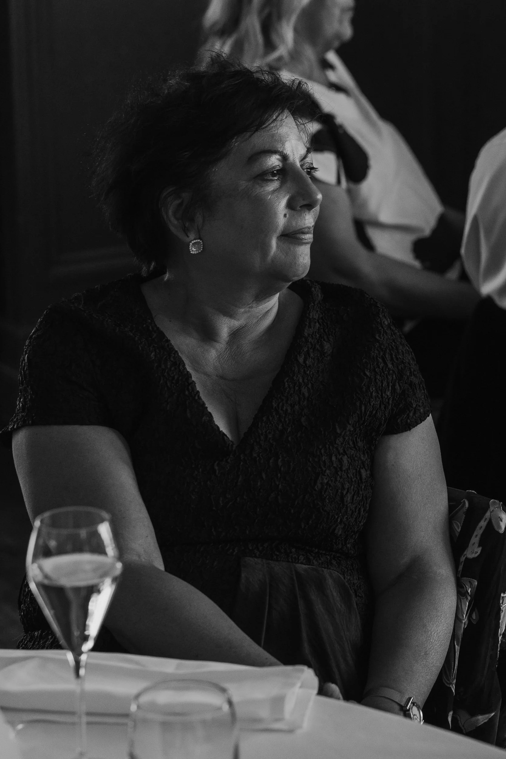 99  london-documentary-wedding-photographer-fitzrovia-chapel-the-globe-swan-south-bank-.jpg