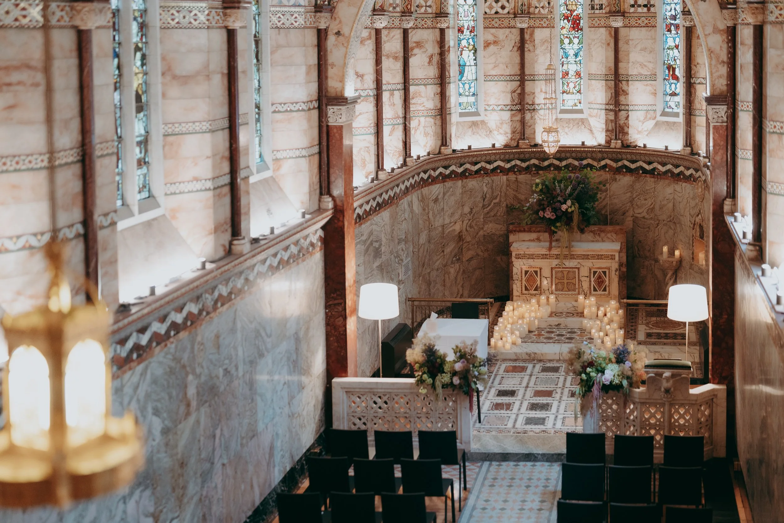 21  london-documentary-wedding-photographer-fitzrovia-chapel-the-globe-swan-south-bank-.jpg