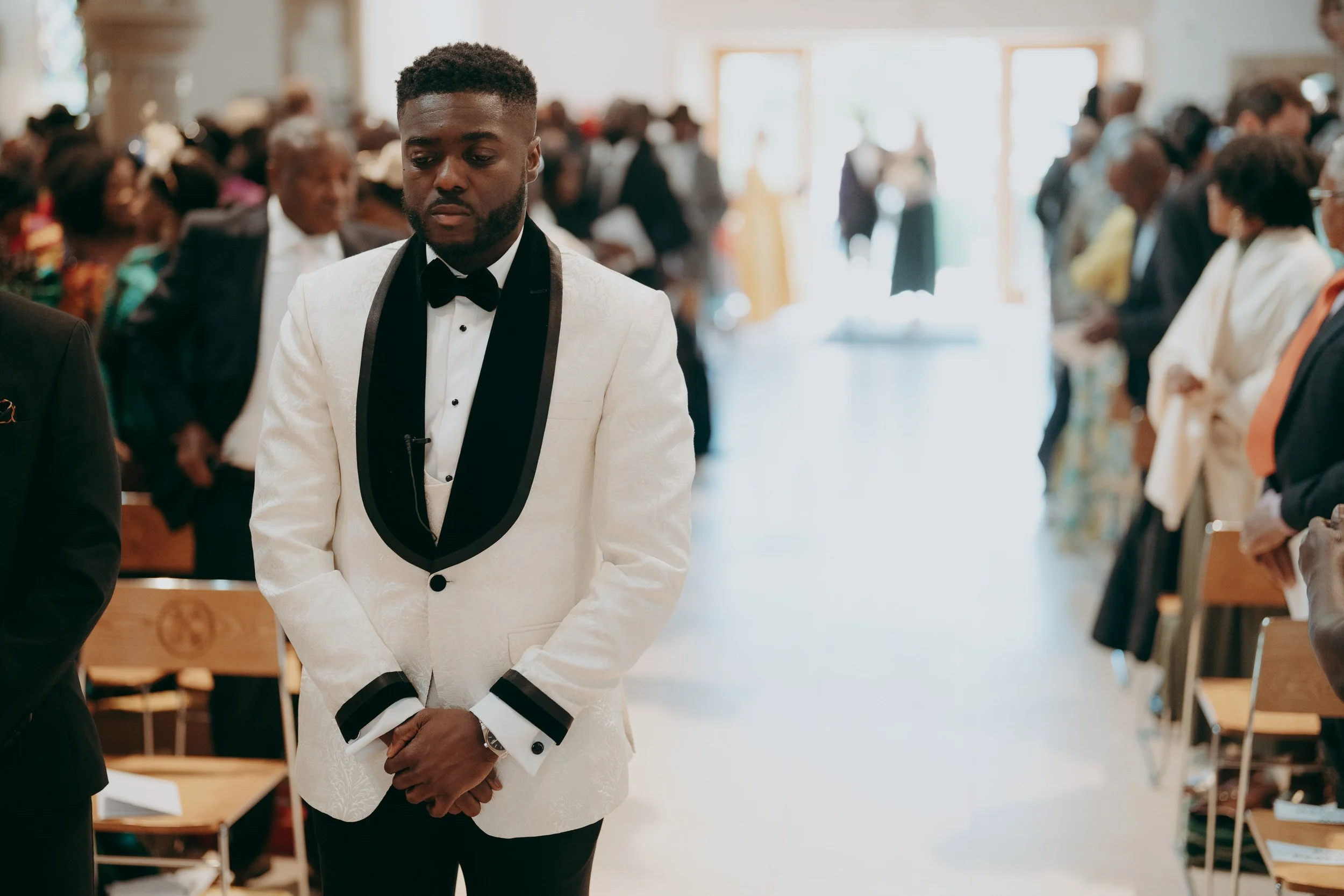 24 hampshire-documentary-wedding-photographer-northbrook-park-farnham-.jpg