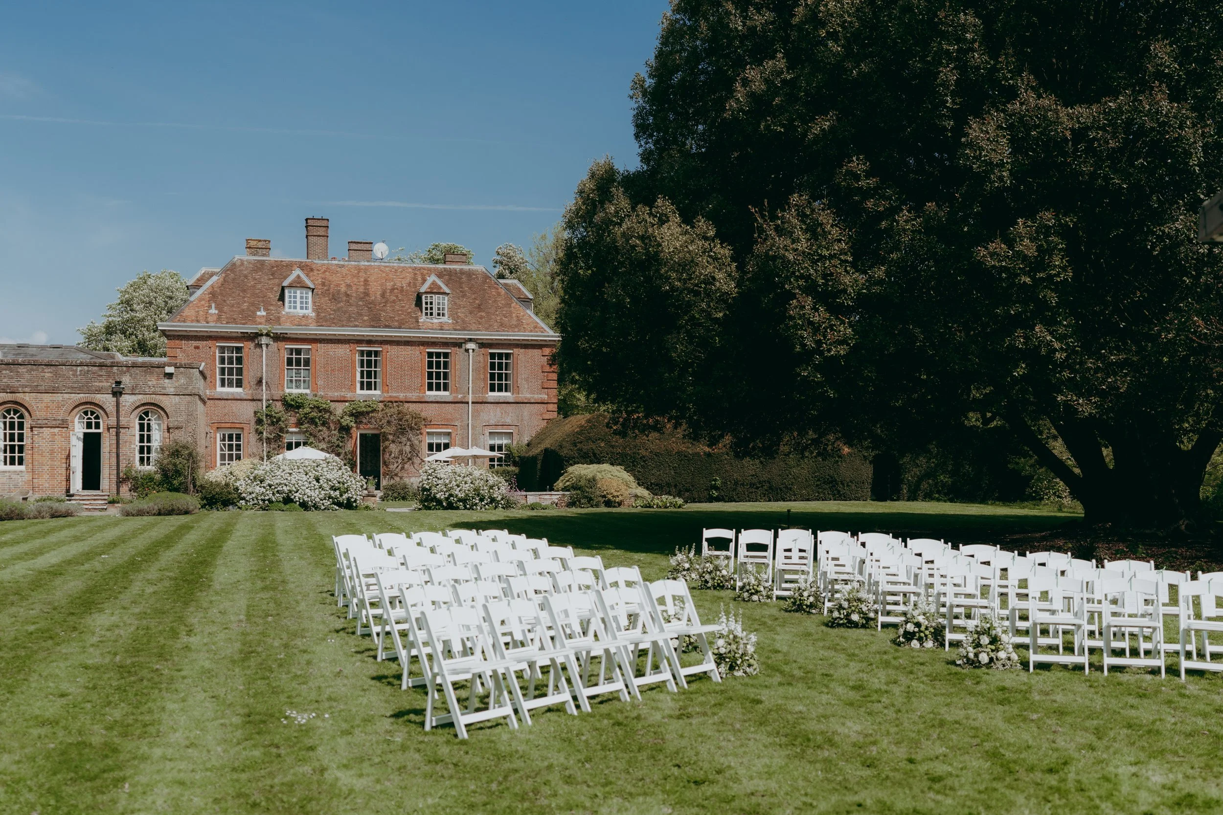 22 hampshire-documentary-wedding-photographer-lainston-house-winchester-.jpg