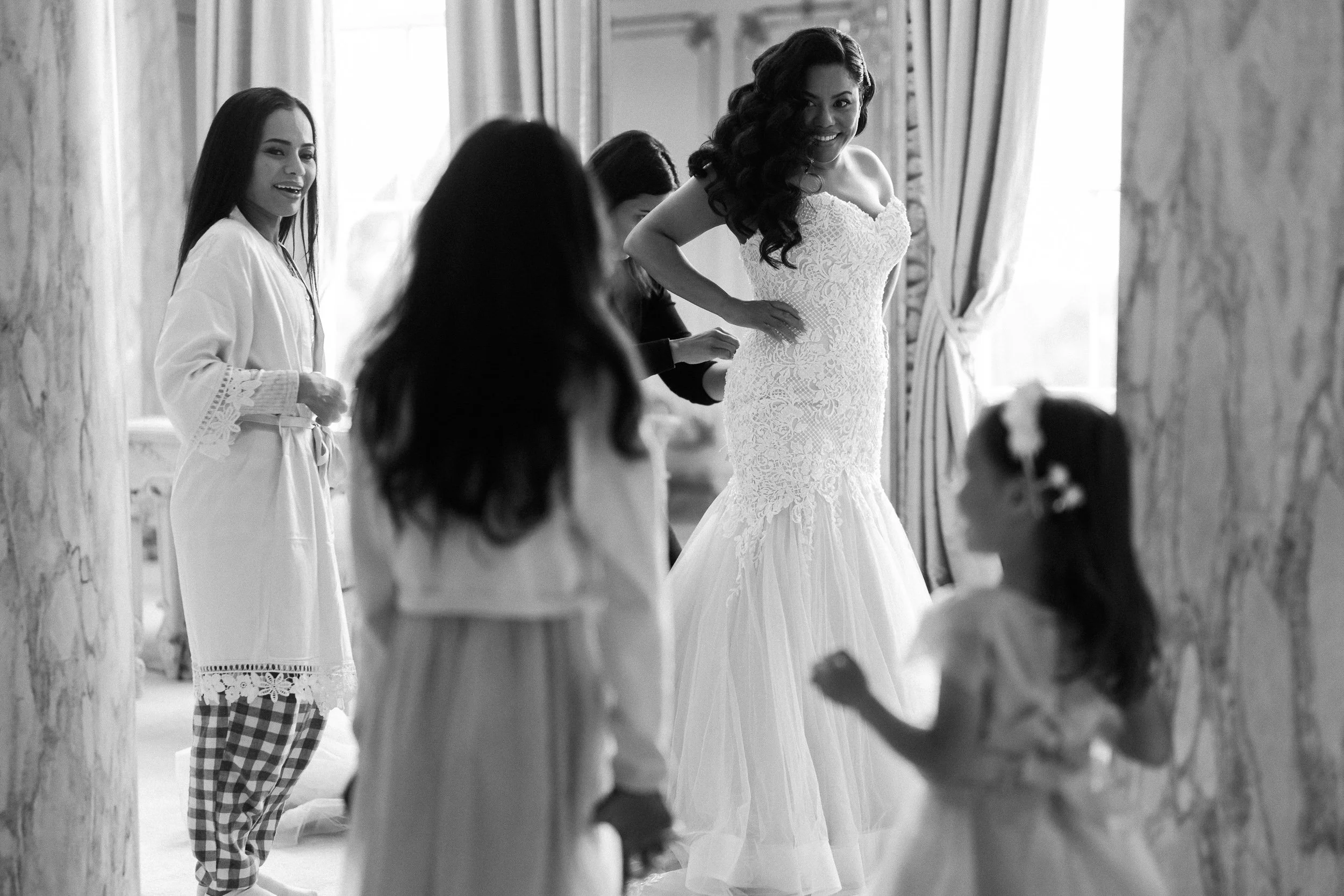 10 essex-documentary-wedding-photographer-gosfield-hall- essex-.jpg