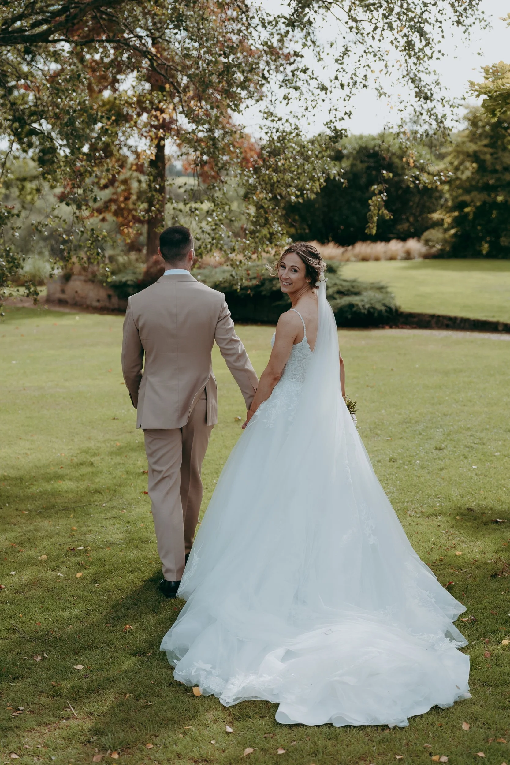 112 hampshire-documentary-wedding-photographer-falconhurst-kent-.jpg