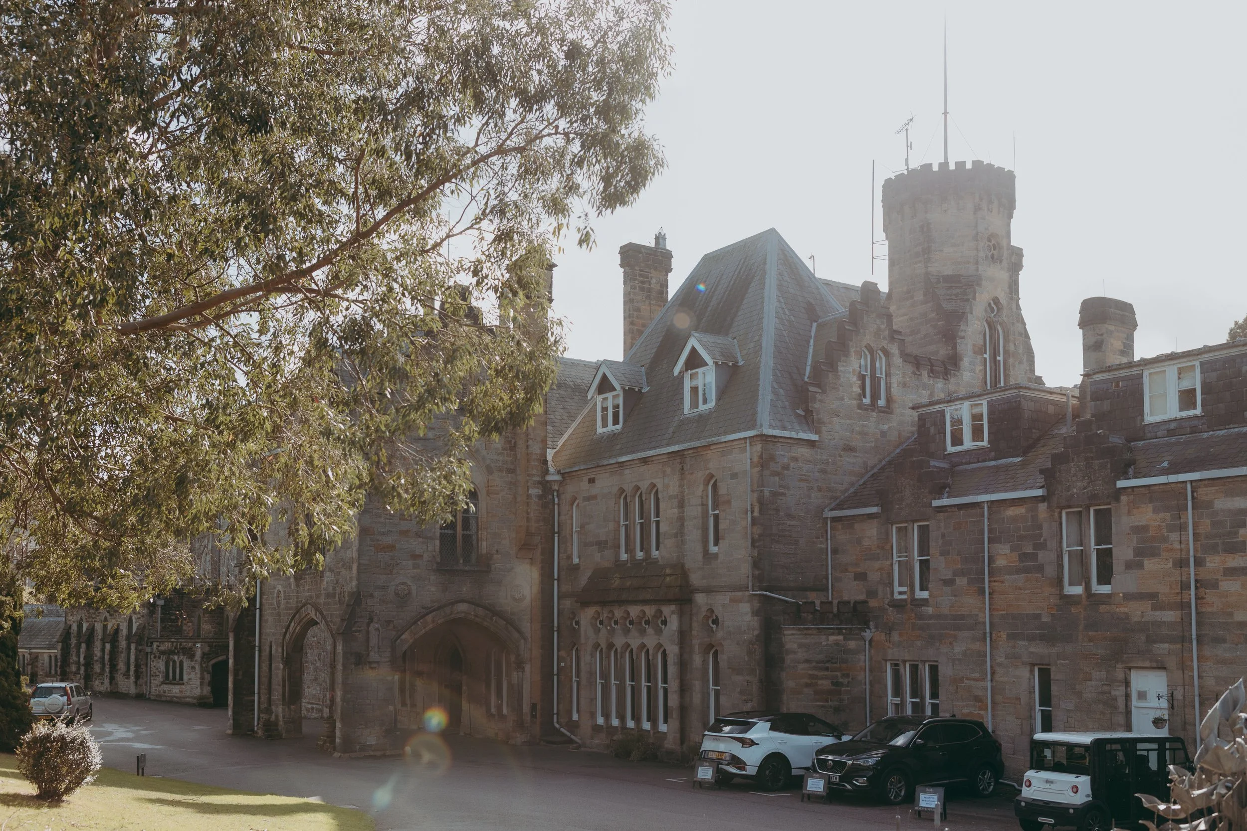 1 surrey-documentary-wedding-photographer-ashdown-park-east-grinstead-.jpg