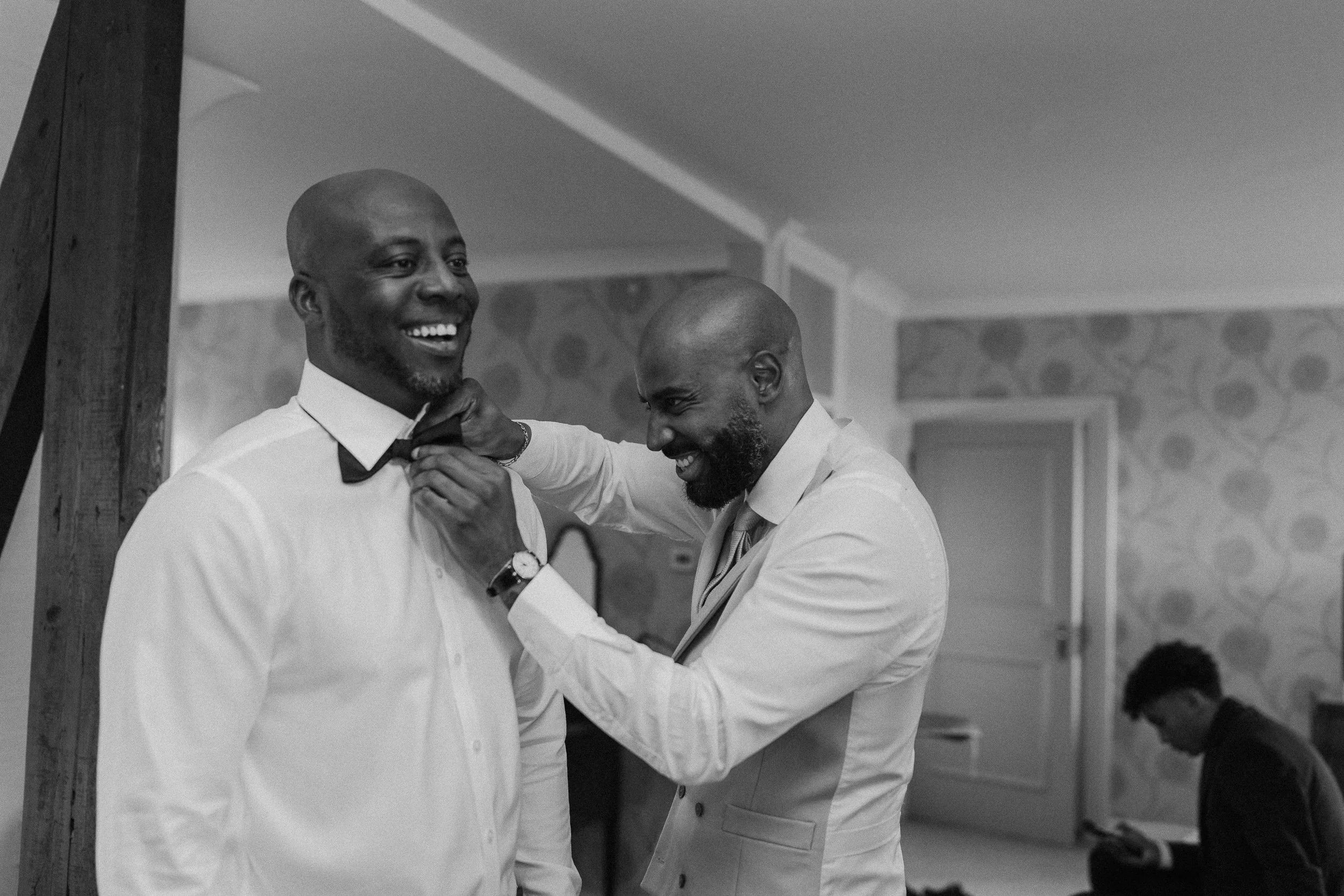 21 surrey-documentary-wedding-photographer-ashdown-park-east-grinstead-.jpg