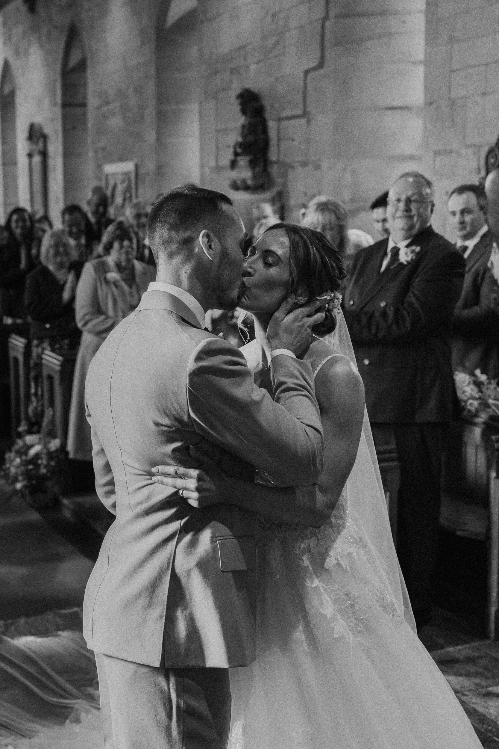 76 hampshire-documentary-wedding-photographer-falconhurst-kent-.jpg