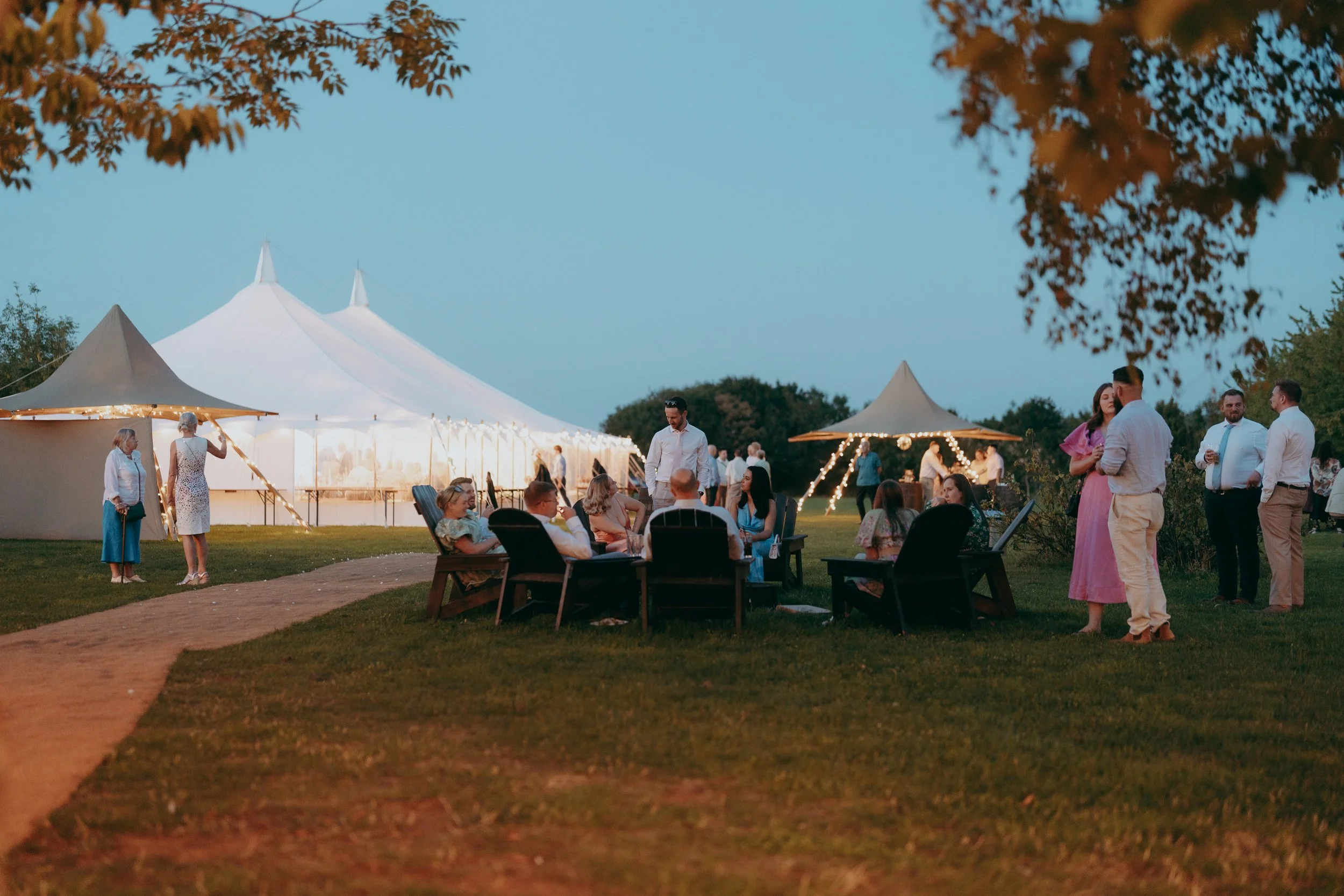 152 cambridgeshire-documentary-wedding-photographer-mill-farm-sandy-.jpg