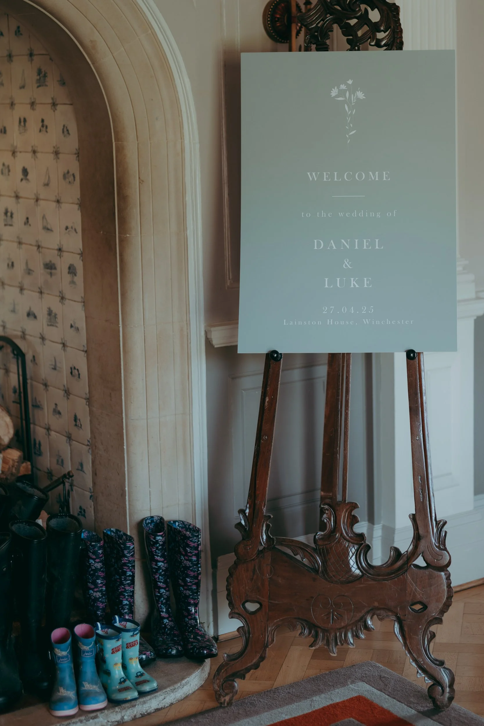 23 hampshire-documentary-wedding-photographer-lainston-house-winchester-.jpg