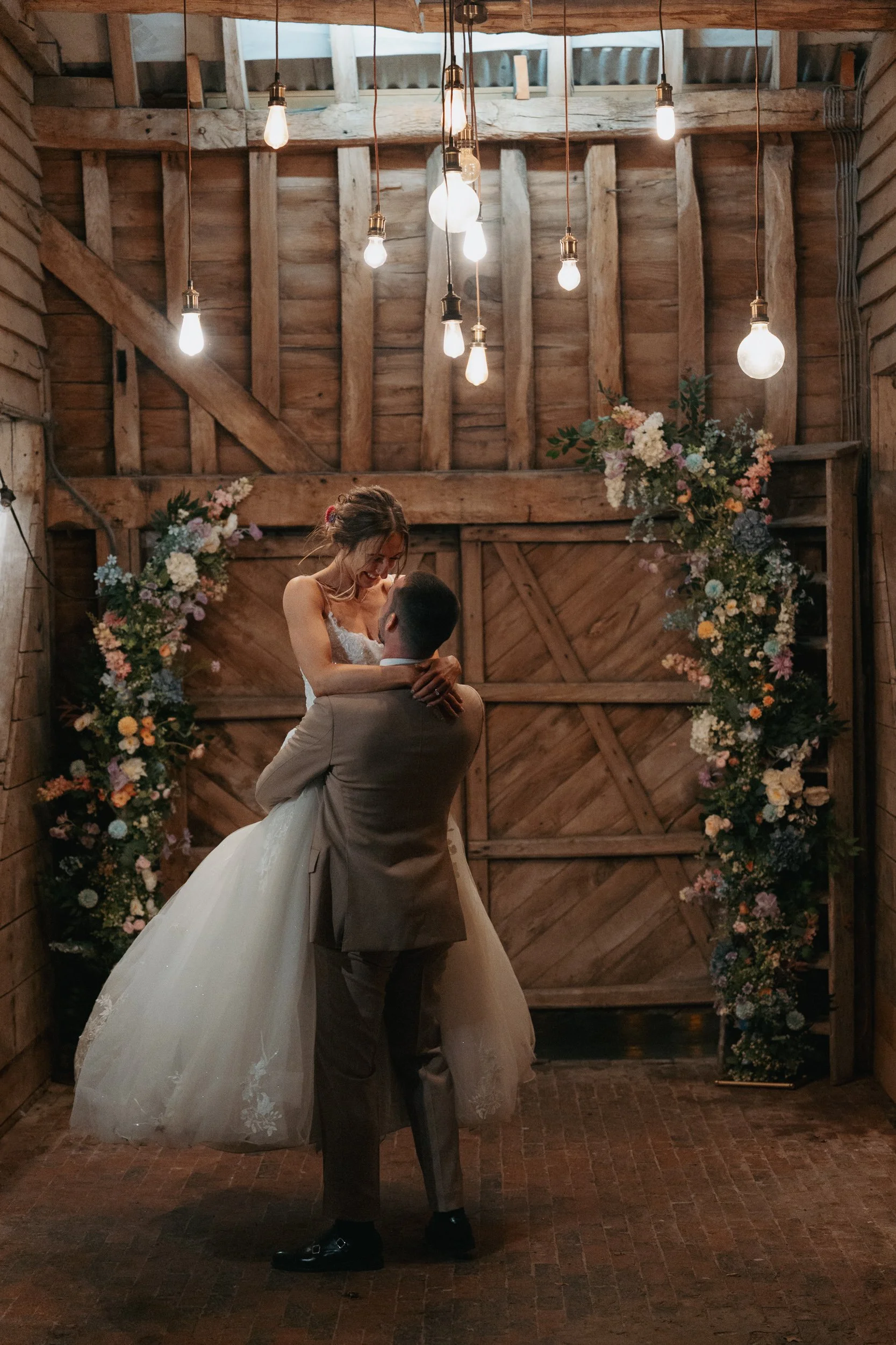 169 hampshire-documentary-wedding-photographer-falconhurst-kent-.jpg