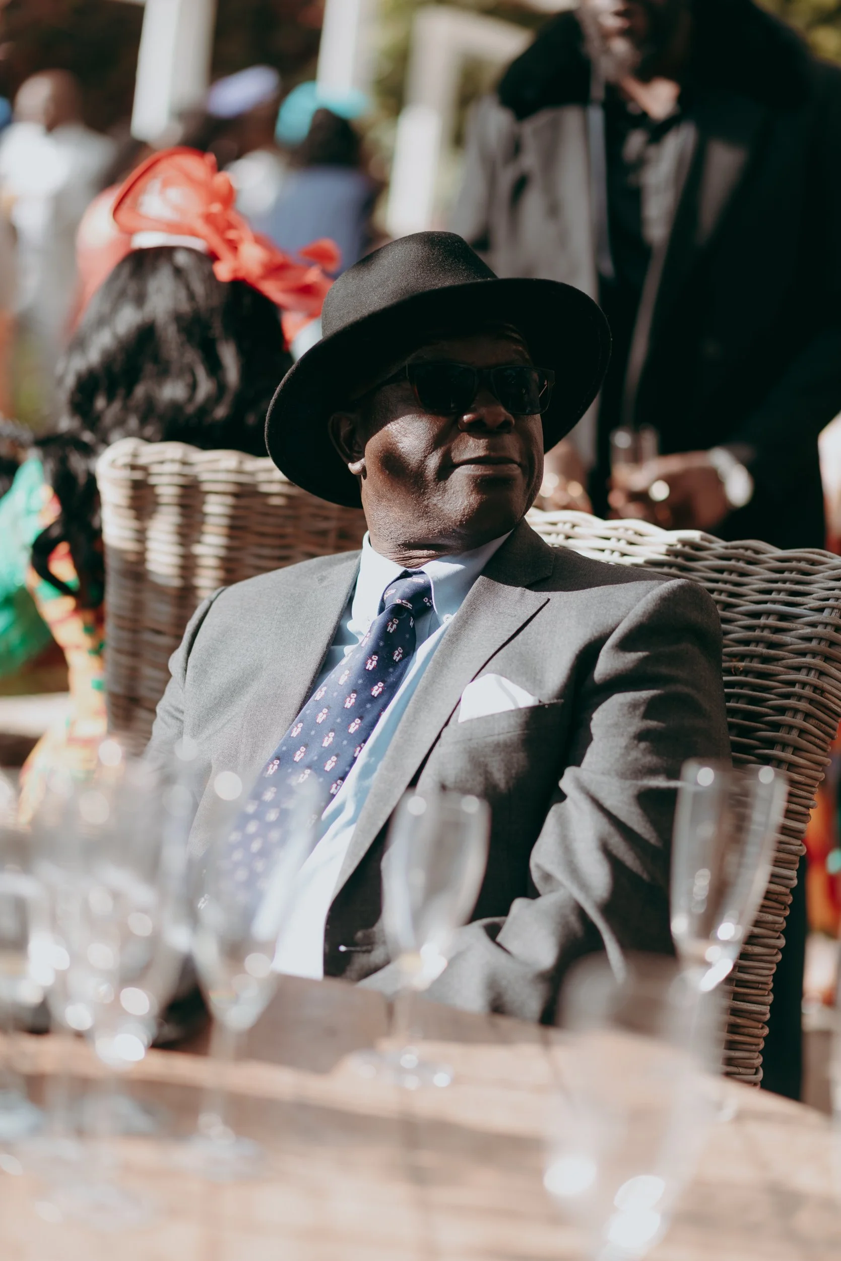 75 hampshire-documentary-wedding-photographer-northbrook-park-farnham-.jpg