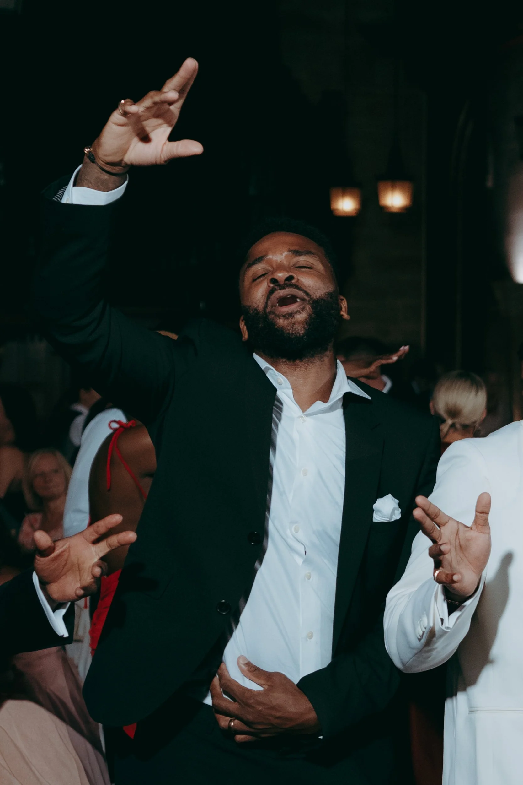 167 surrey-documentary-wedding-photographer-ashdown-park-east-grinstead-.jpg