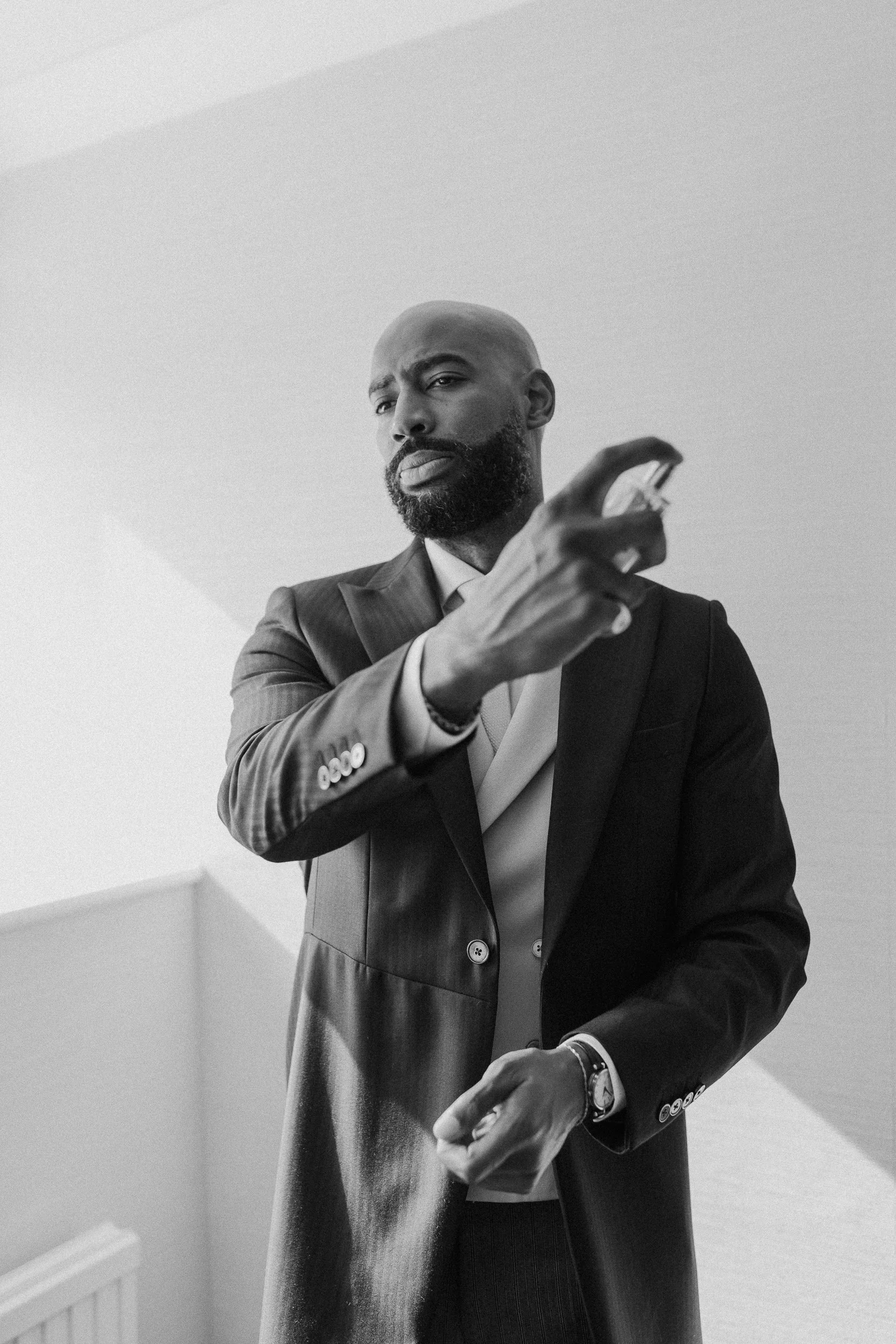 16 surrey-documentary-wedding-photographer-ashdown-park-east-grinstead-.jpg