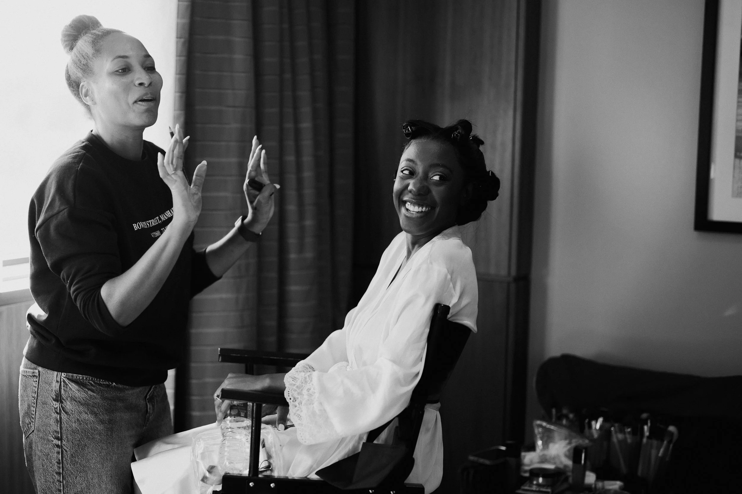 6 hampshire-documentary-wedding-photographer-northbrook-park-farnham-.jpg