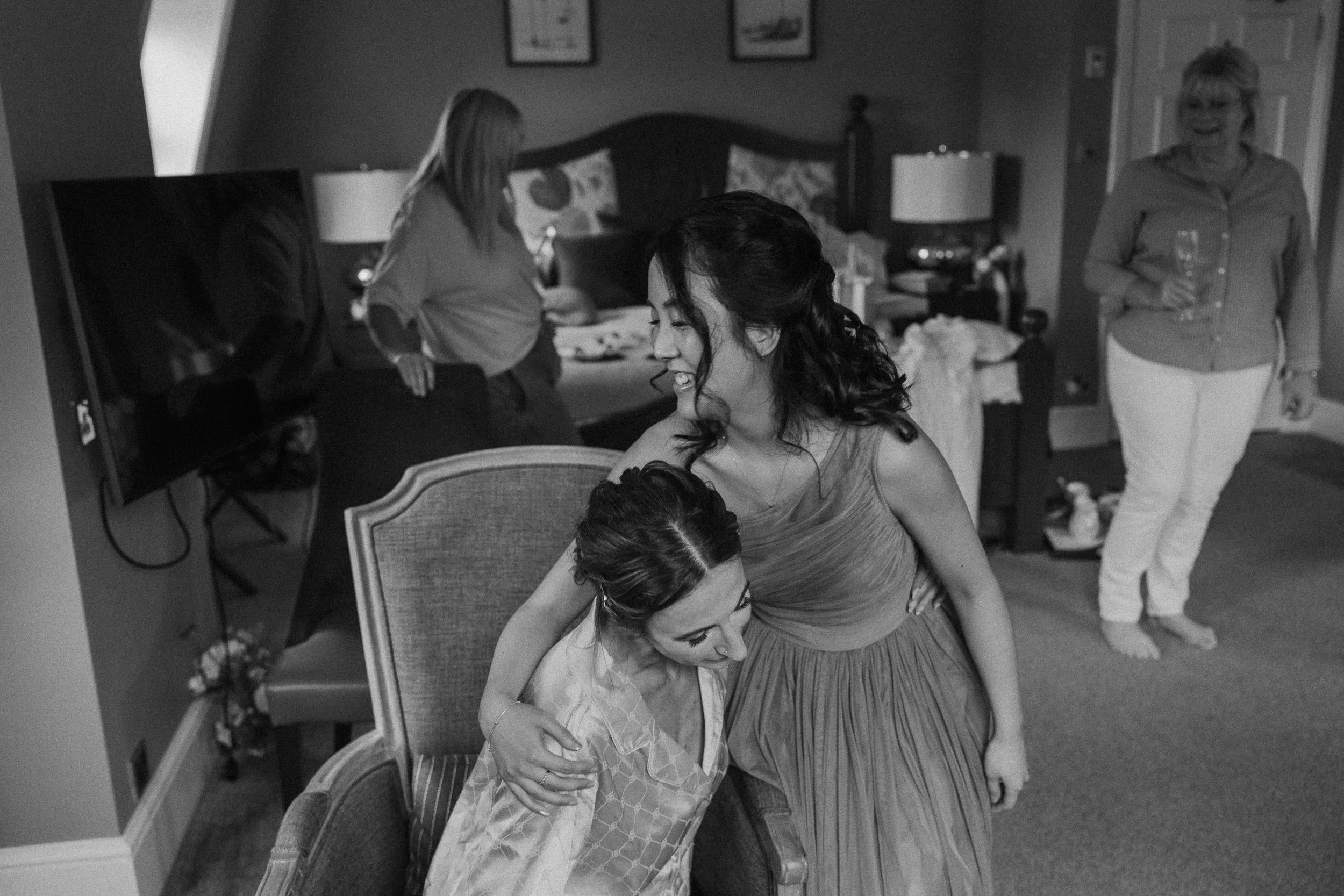 19 hampshire-documentary-wedding-photographer-falconhurst-kent-.jpg