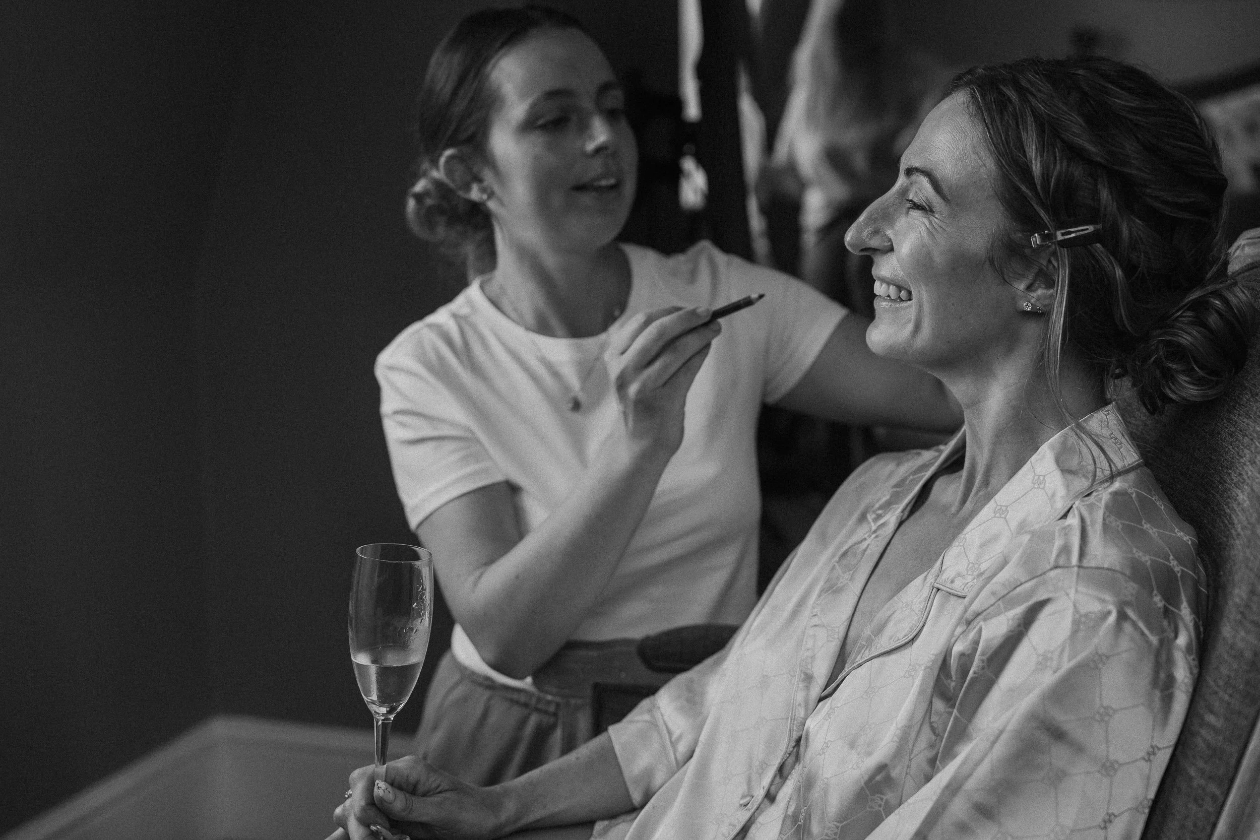 12 hampshire-documentary-wedding-photographer-falconhurst-kent-.jpg