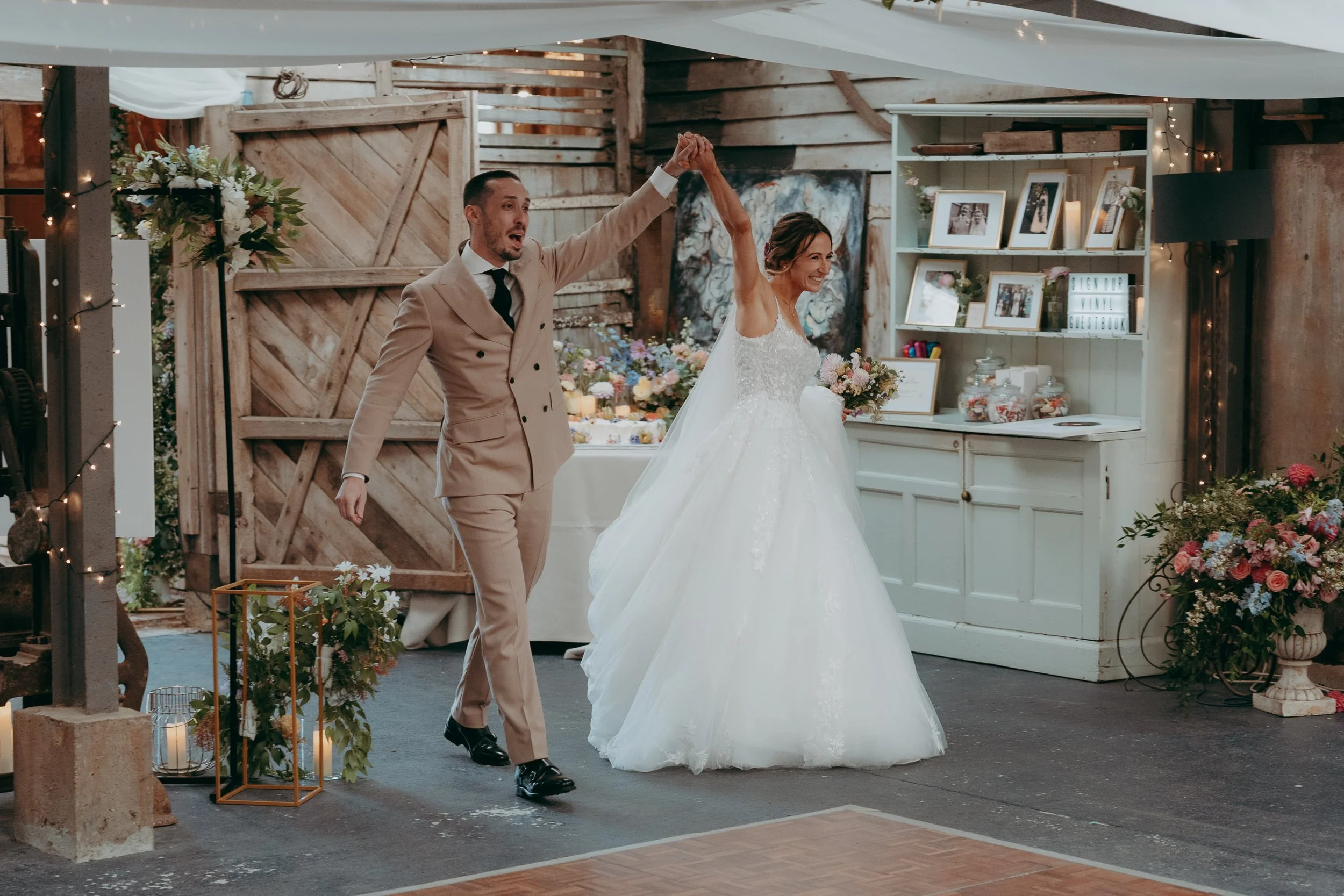 135 hampshire-documentary-wedding-photographer-falconhurst-kent-.jpg