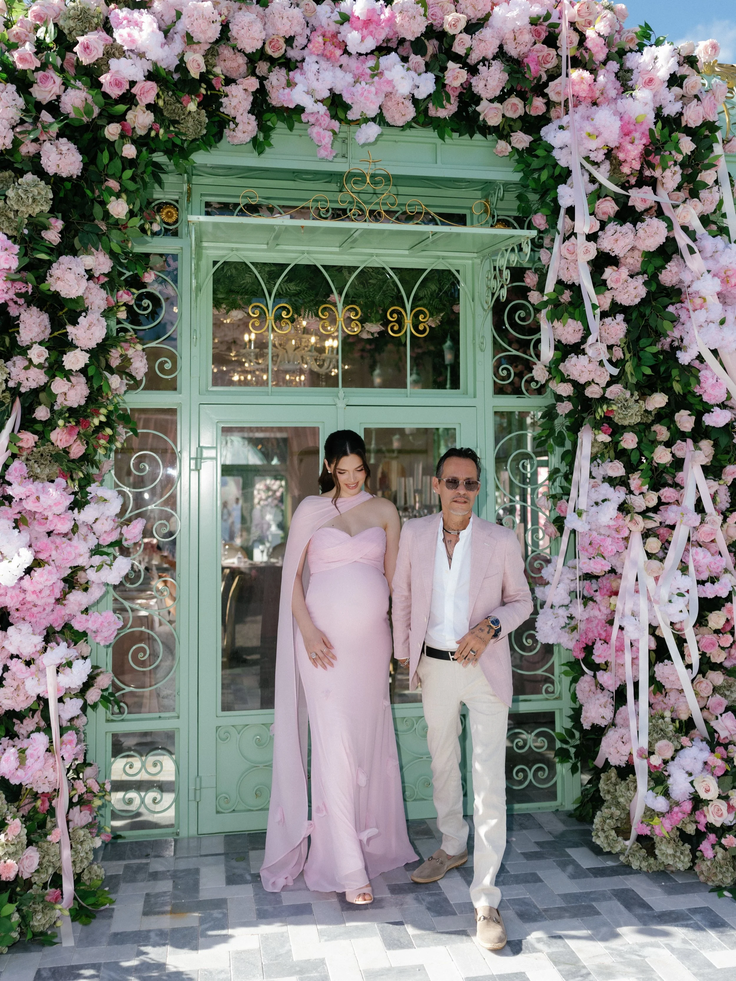 A beautiful afternoon celebrating @marcanthony and @nadiaferreira as they prepare to welcome their little one, surrounded by their closest family and friends. Grateful to have documented this special chapter in their lives. 

#miamiphotographer #palm