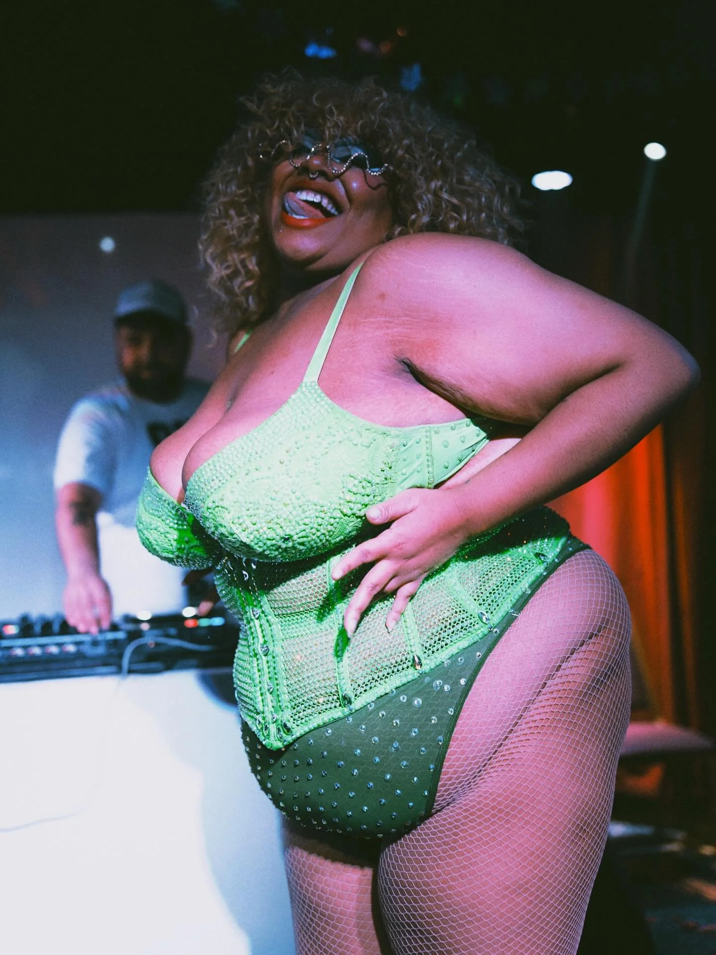 imma be on the next level, imma be rockin&rsquo; over that bass treble 🎛️

⭐️✨💫✨

📸 @borlax__