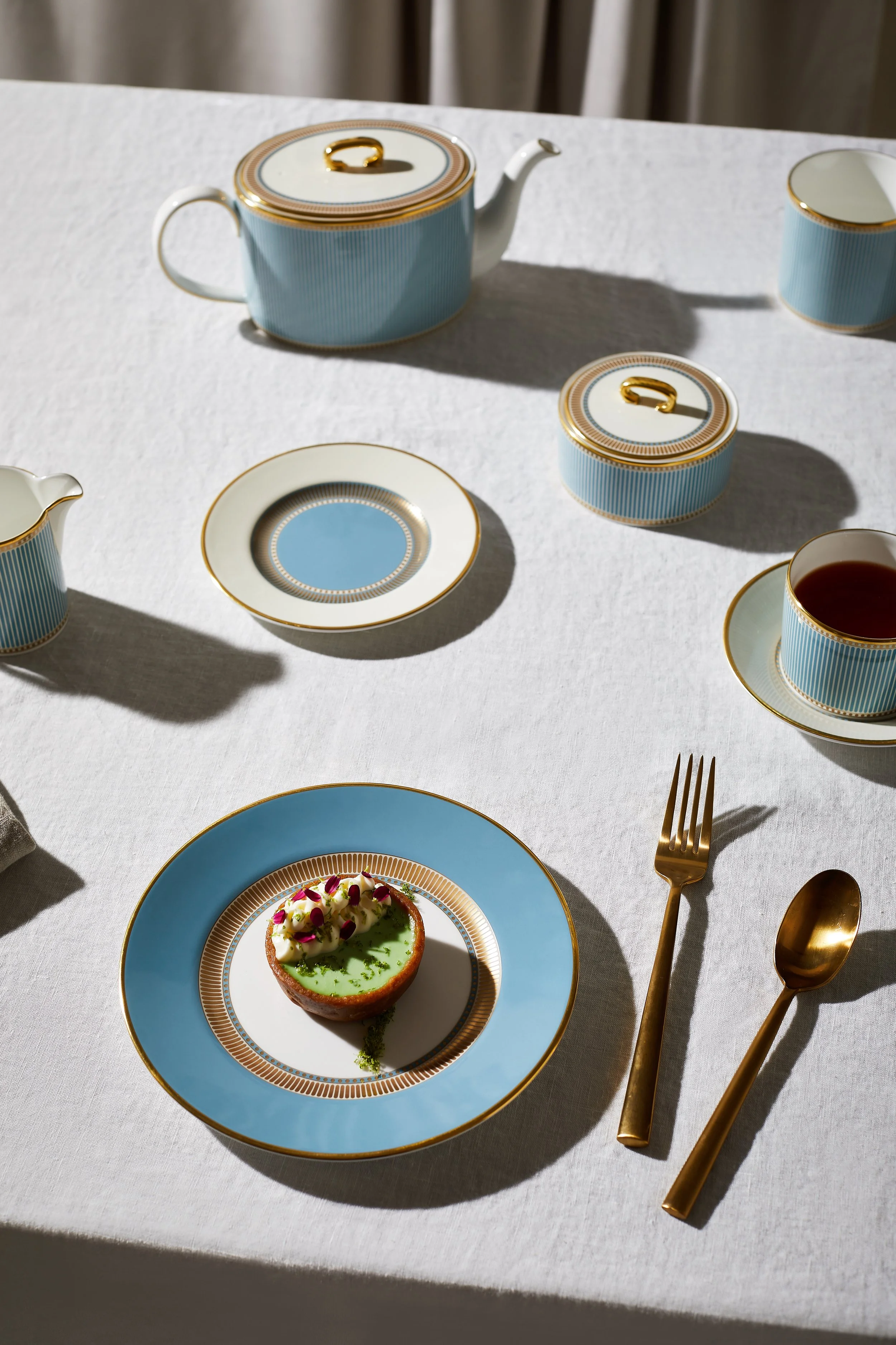 Wedgwood_Helia_Lifestyle_9.jpg