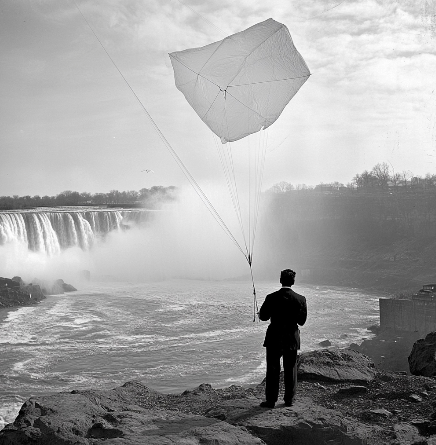 How a Boy with a Kite Helped Build the First Bridge Across Niagara